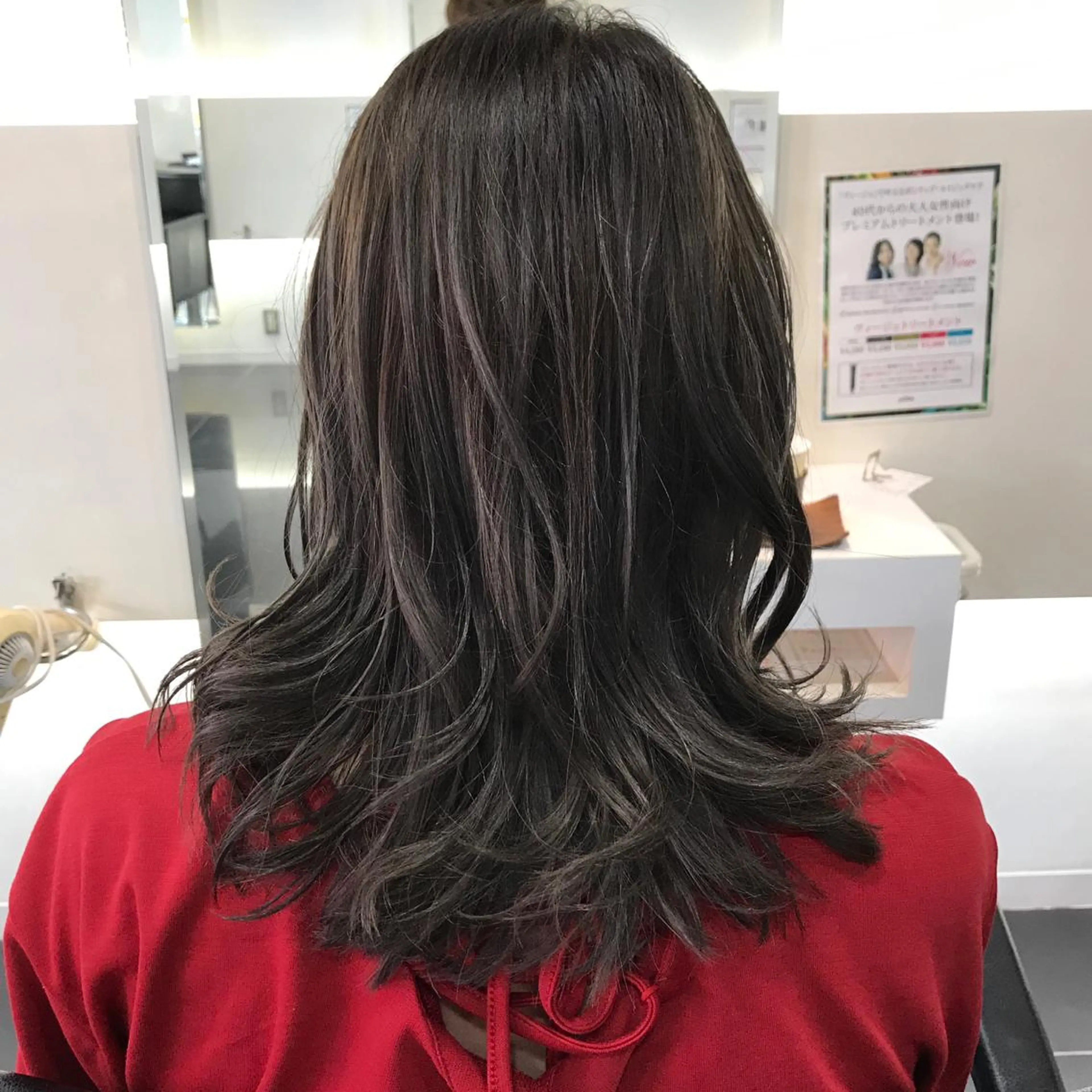 カラー ブリーチ ダブルカラー グレージュ ラベンダーカラー ラベンダーグレージュ 大久保 隆蔵のヘアスタイル