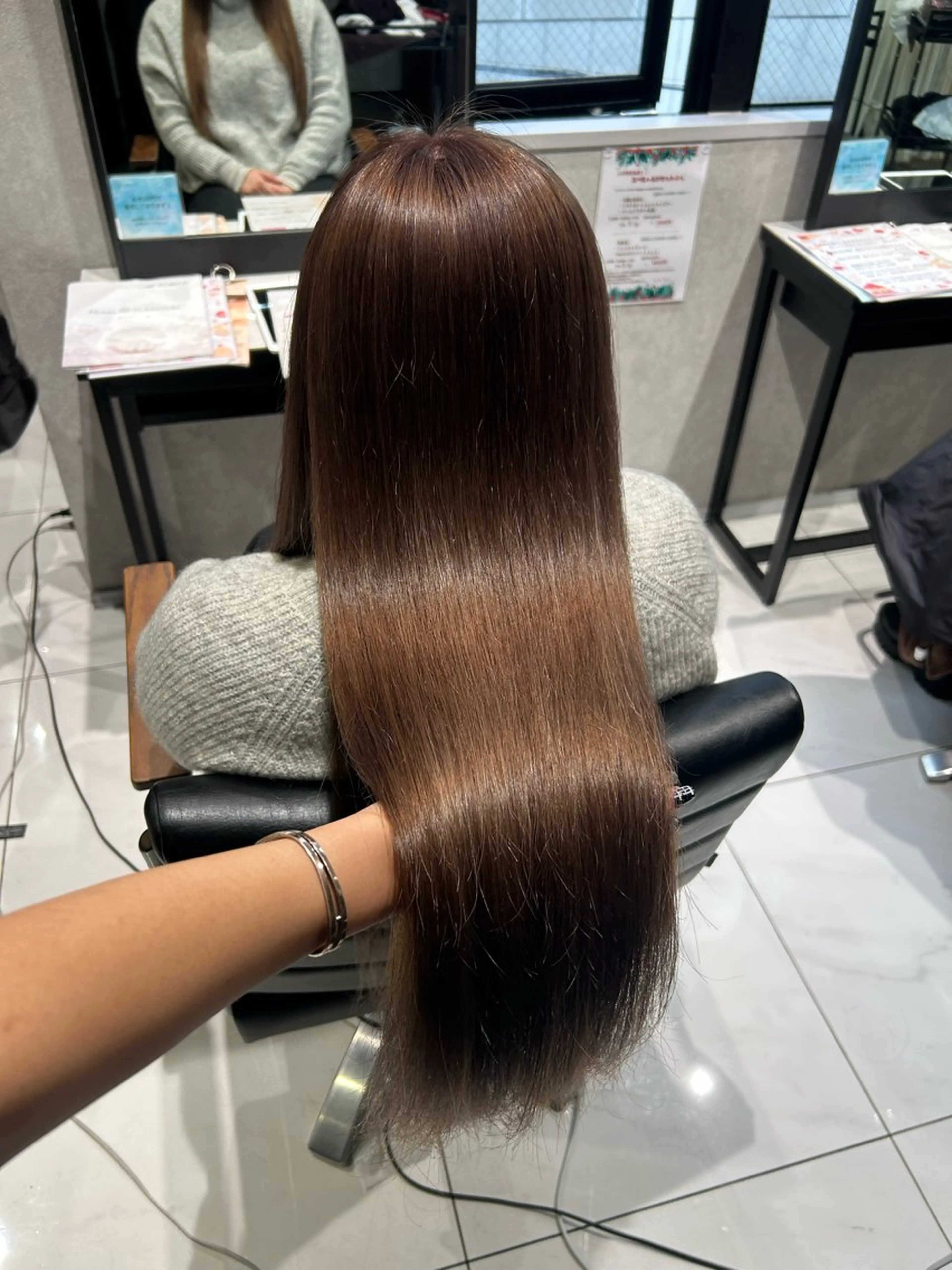 カラー ダブルカラー カット ヘアカラー トリートメント 透明感カラー💙 束感まつげ🪼海月のヘアスタイル