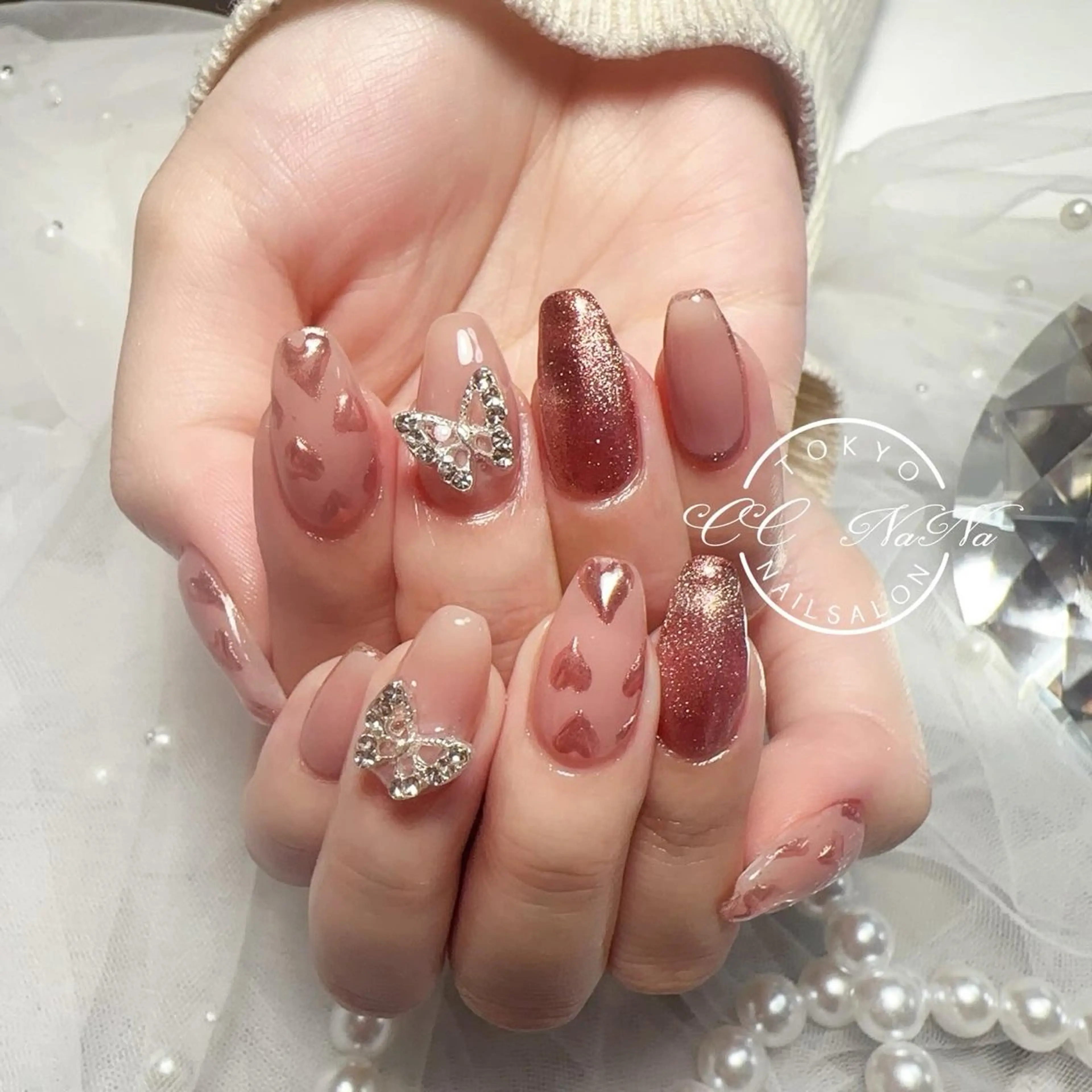 ネイル ハート ミラーネイル ハンドネイル 💎CC・NaNa 韓国風ネイル🌙のネイルデザイン