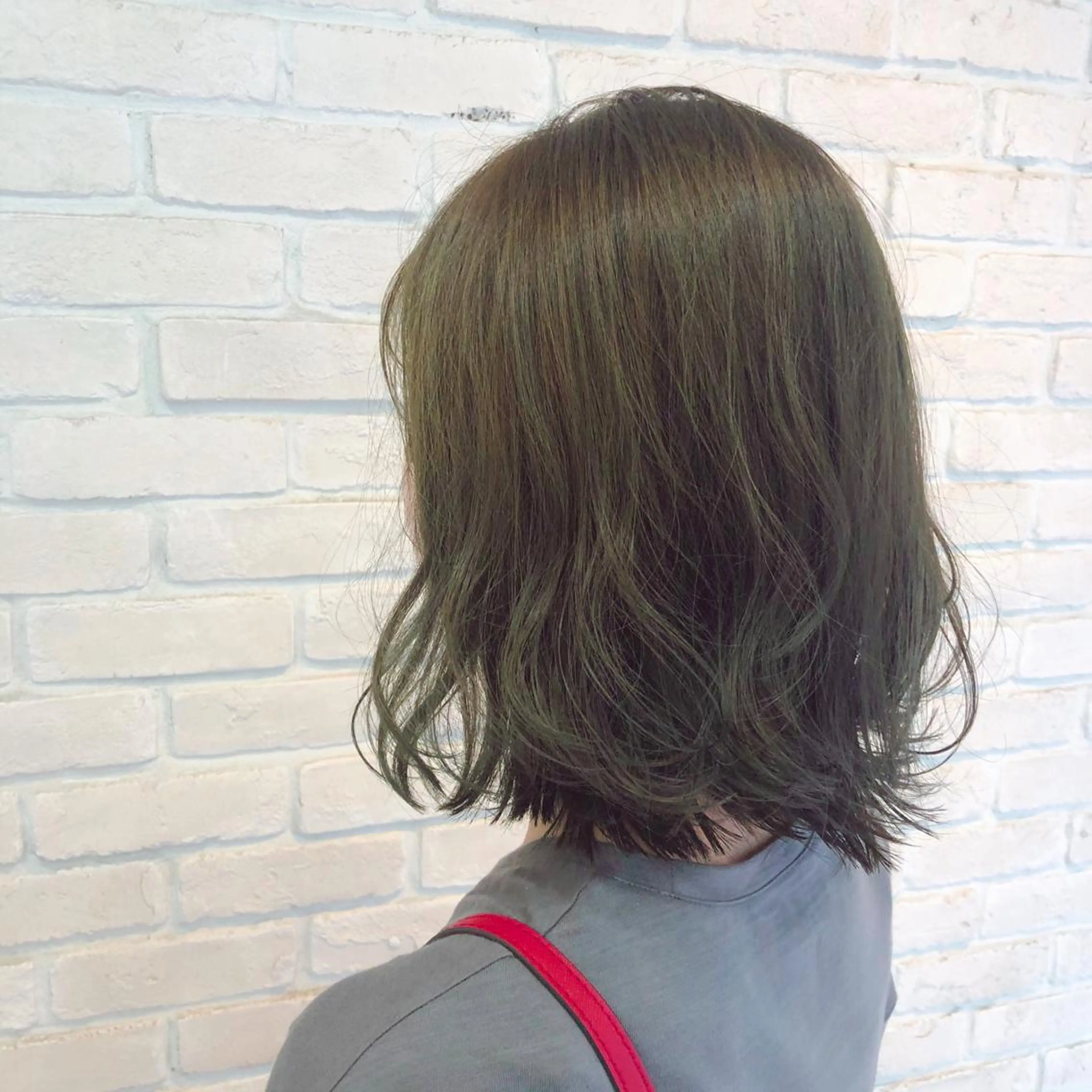 ミディアム カラー アッシュ ヘアカラー 🌺ウルフカット職人 新垣渚🐺のヘアスタイル