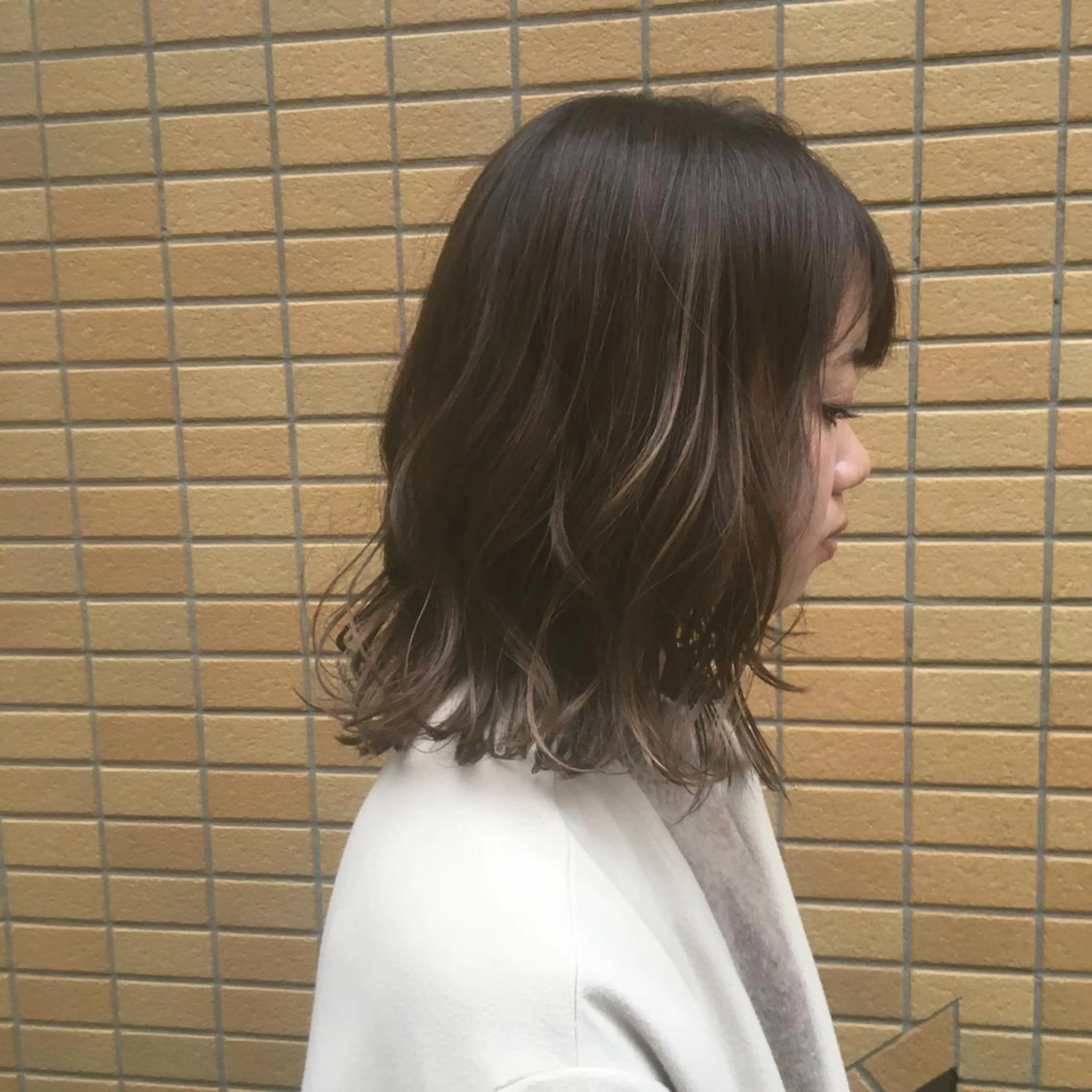 ミディアム カラー カット ヘアカラー トリートメント しのはら まどかのヘアスタイル