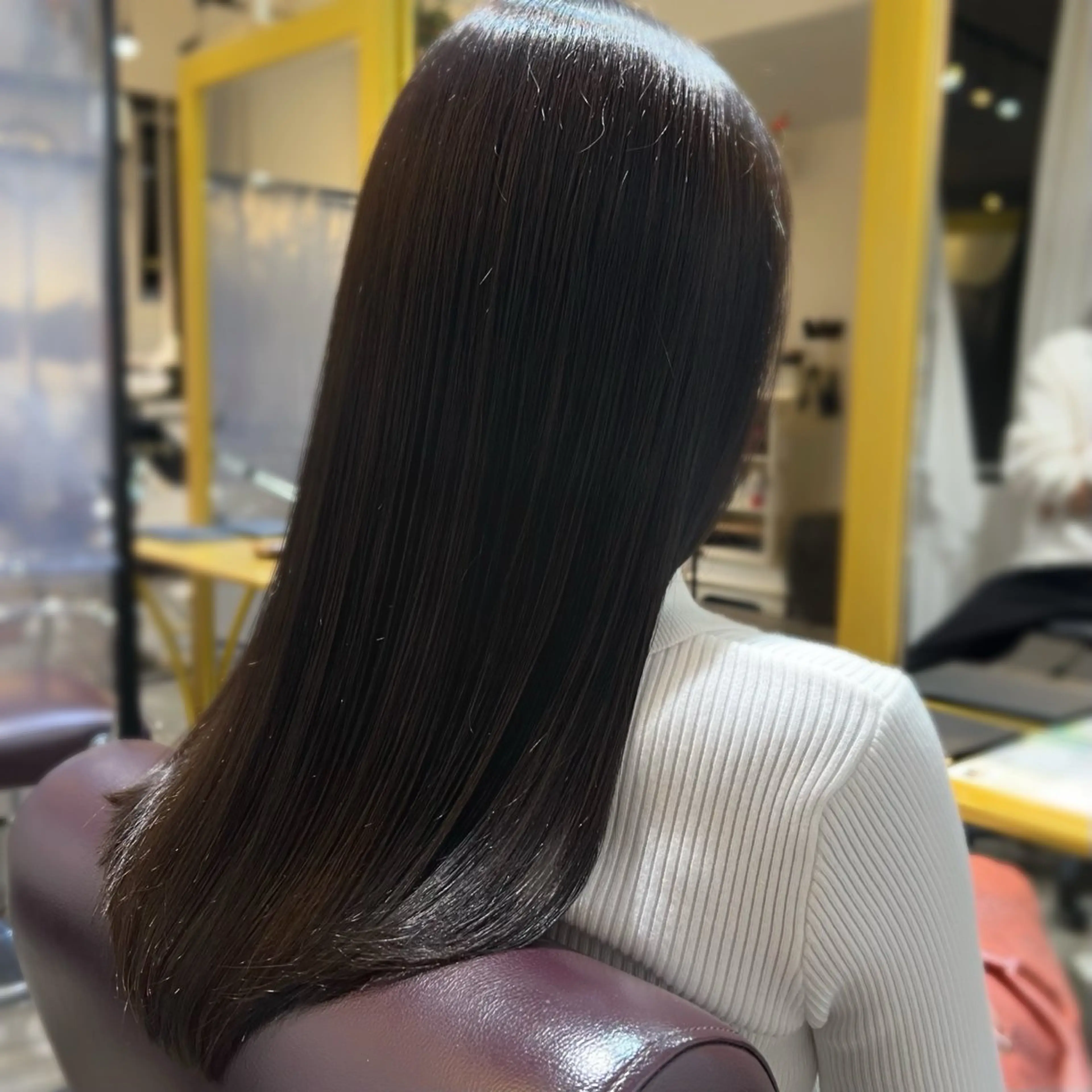 ロング カラー グレージュ オリーブグレージュ オリーブグレー カット ヘアカラー 韓国ヘア/縮毛矯正 🧡艶カラーSakiのヘアスタイル