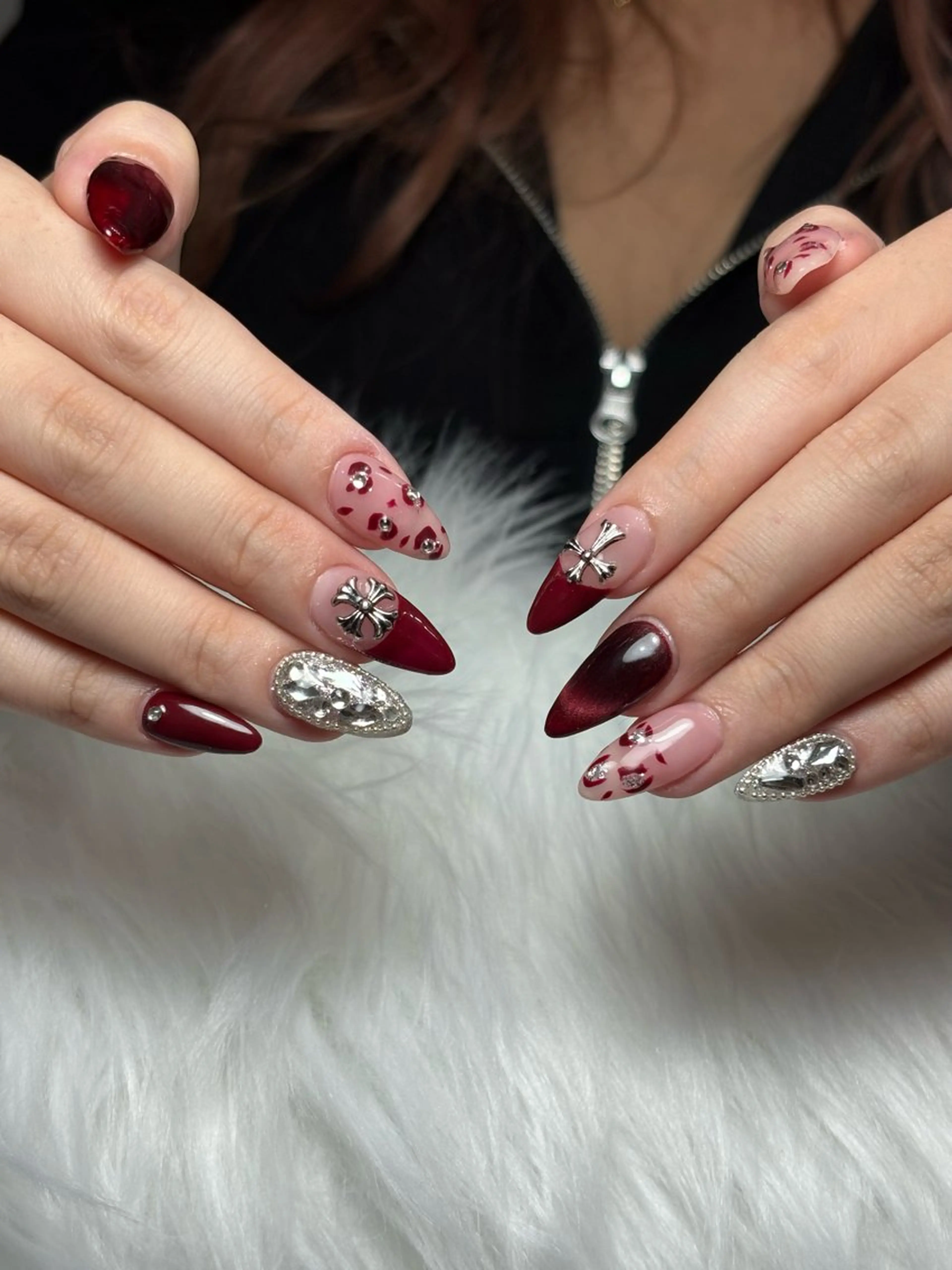 ネイル アートネイル 長さ出し ジェルネイル マグネットネイル ニュアンスネイル なな_ CloudyChanのネイルデザイン