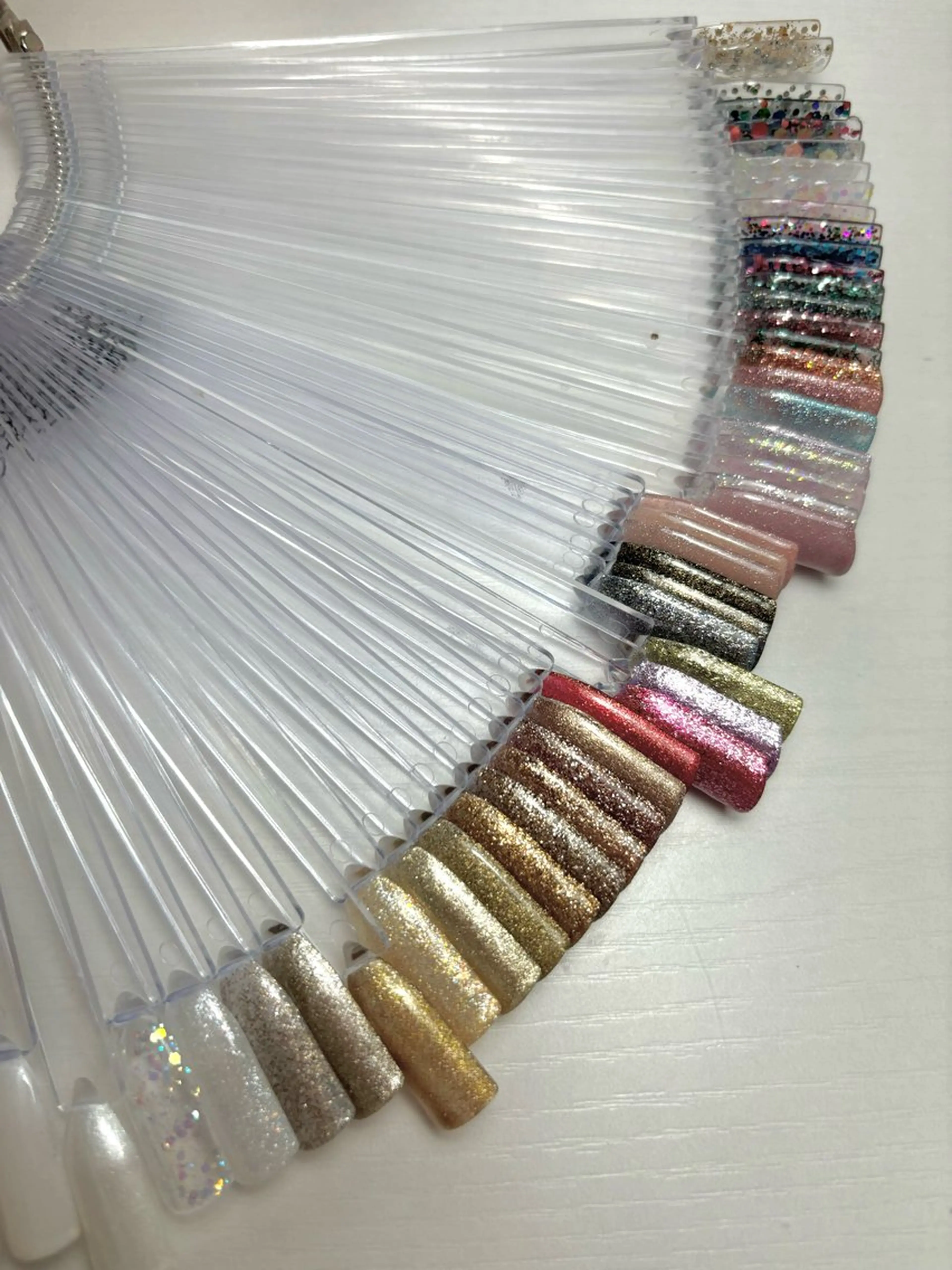 ネイル ラメ(グリッター) フットネイル ラヴィアンローズ所属・S. kurumiのネイルデザイン