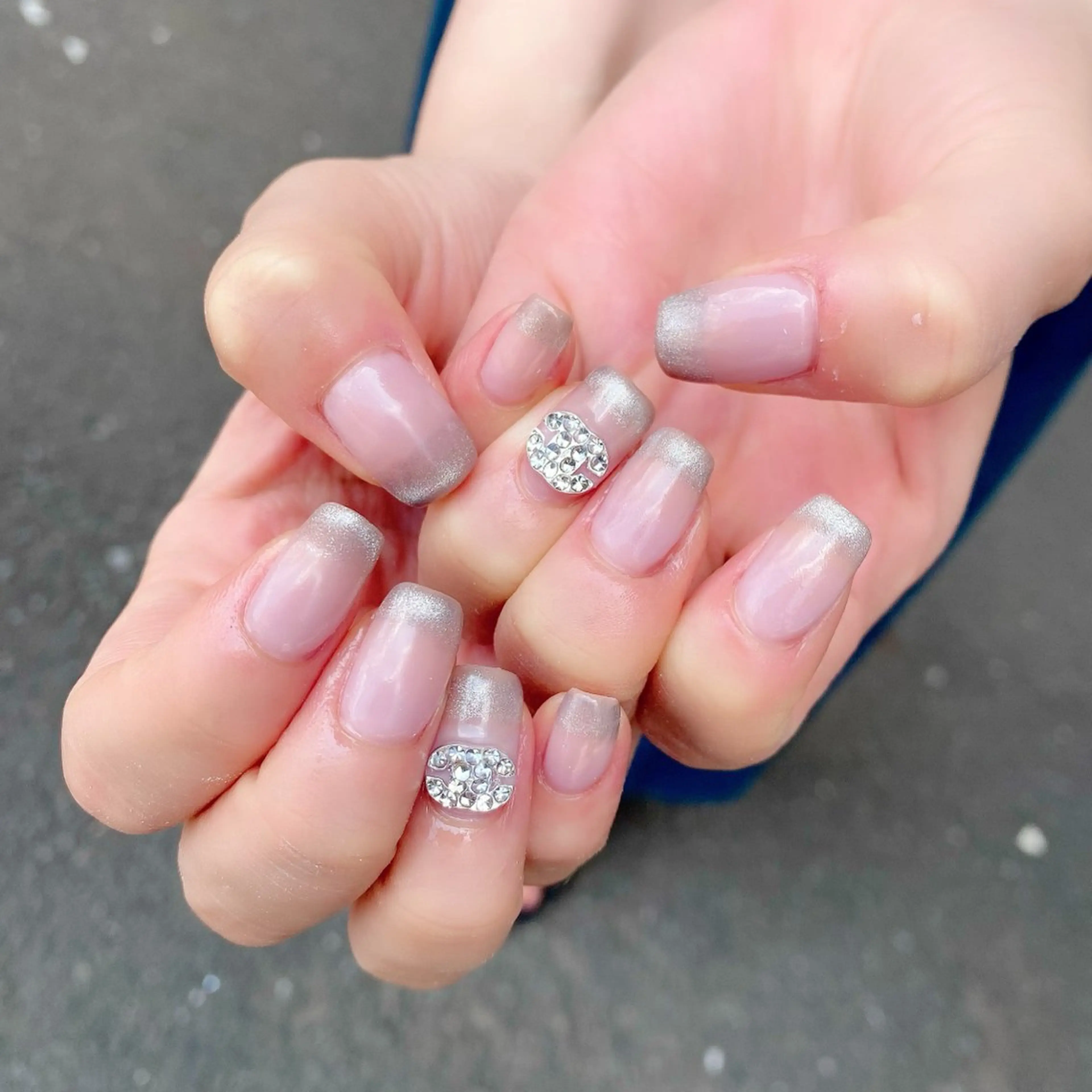ネイル グラデーション マグネットネイル 夏ネイル Salon Ｋのネイルデザイン