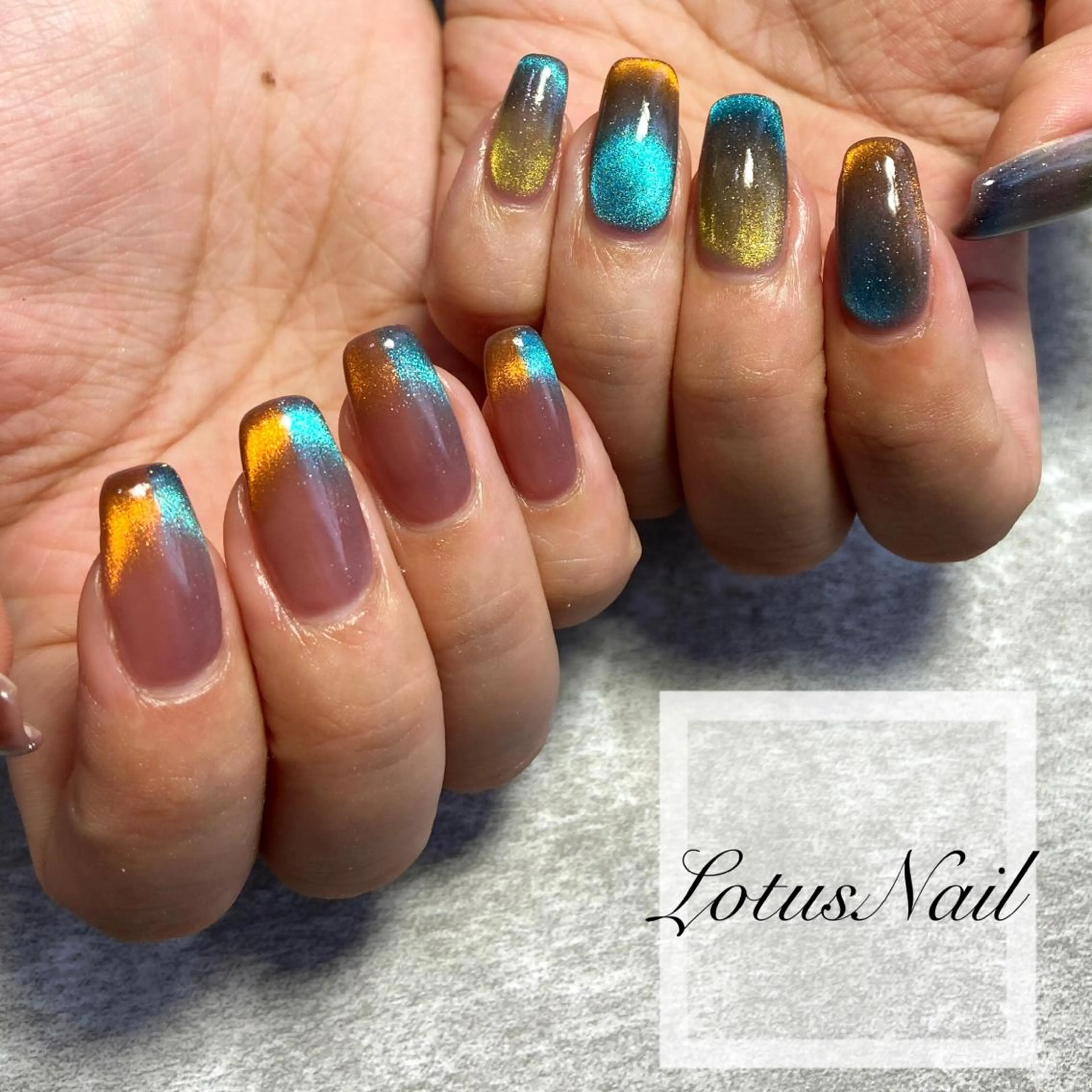 ネイル フレンチネイル マグネットネイル マグネットフレンチ ハンドネイル Lotus Nailのネイルデザイン