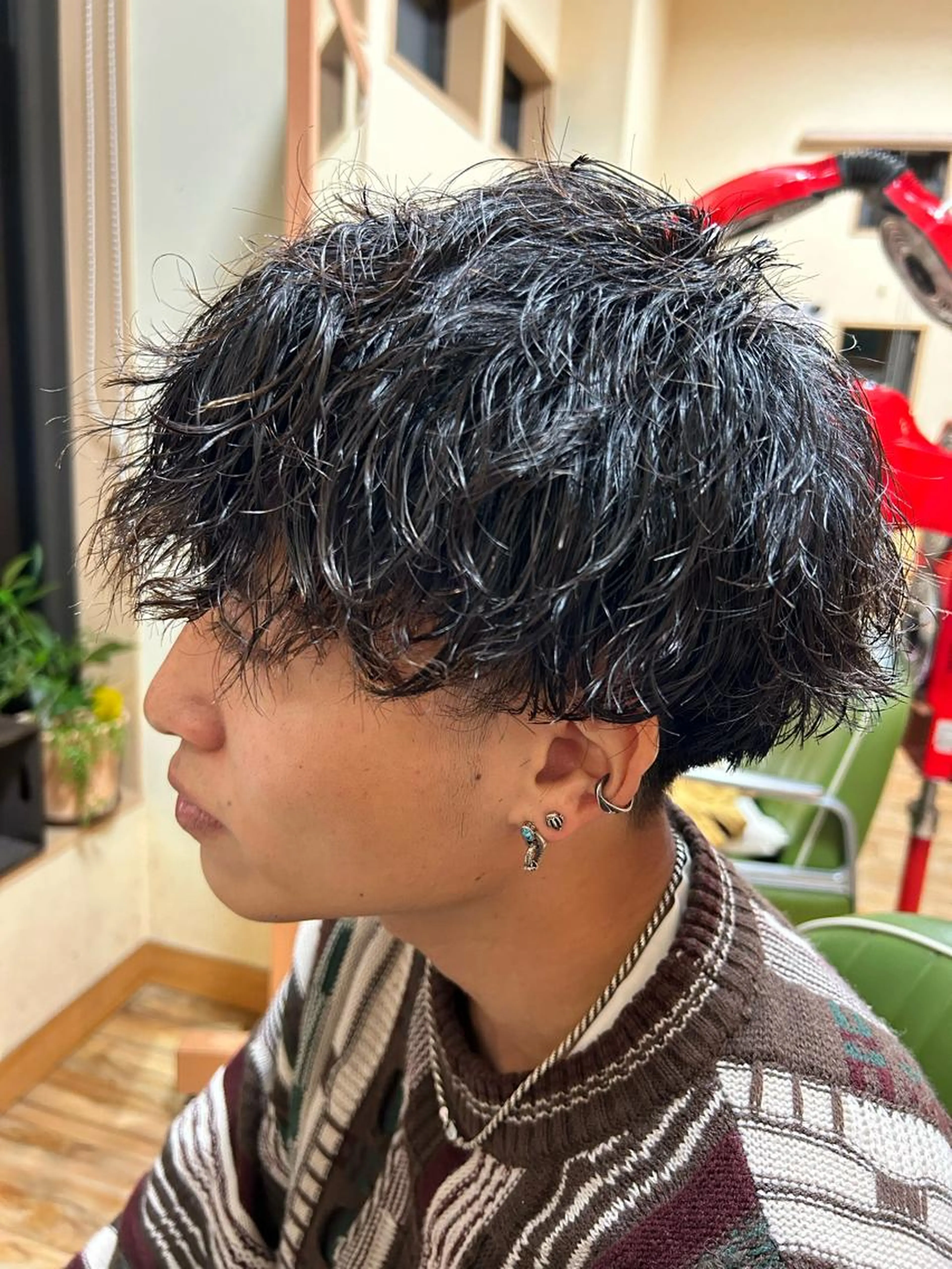 ✨学生人気◎✨メンズカット+ナチュラルパーマ＋トリートメントの写真