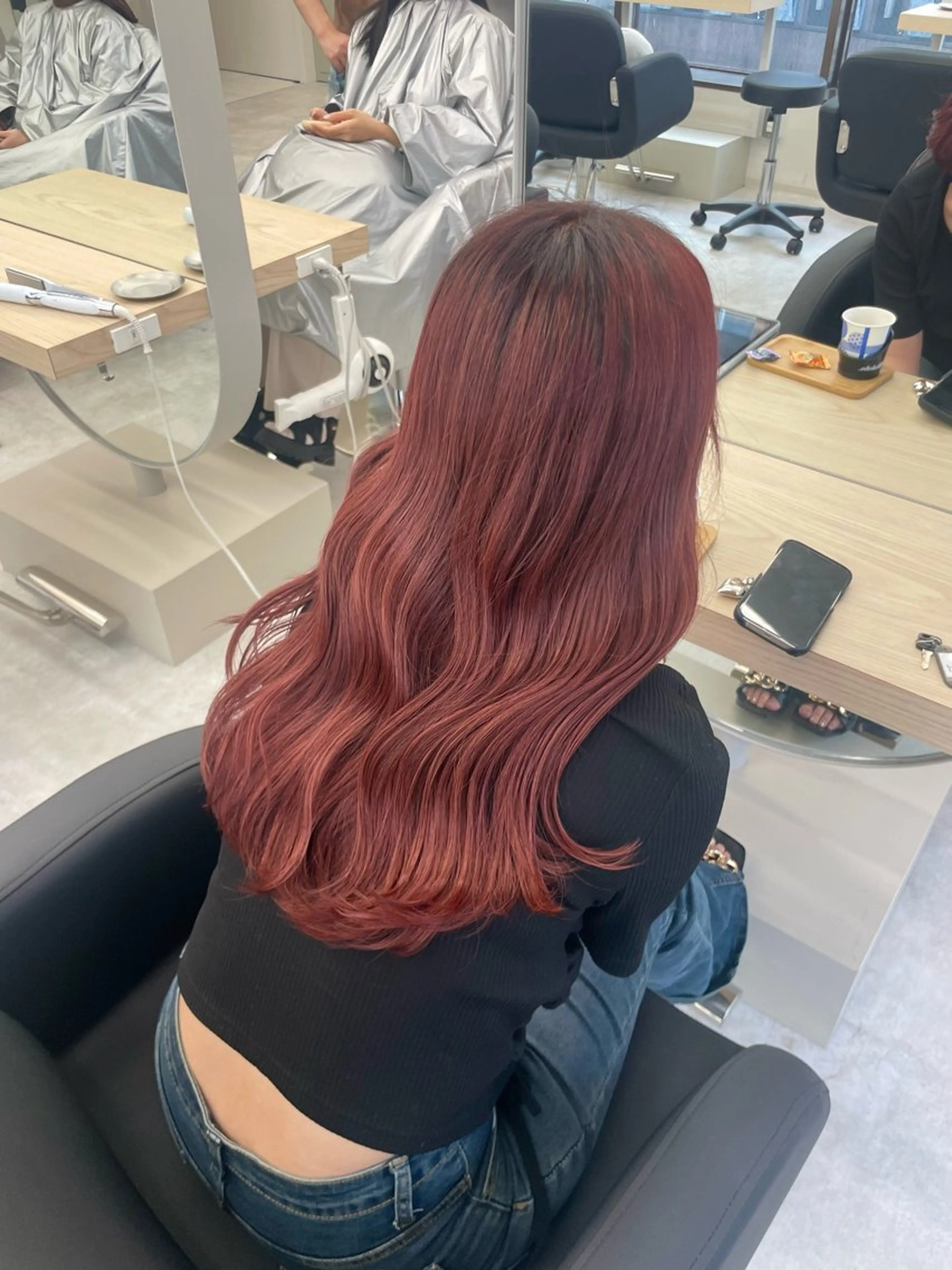 ロング ヘアカラー 抜け感style💎 𝑹𝑼𝑵𝑨のヘアスタイル