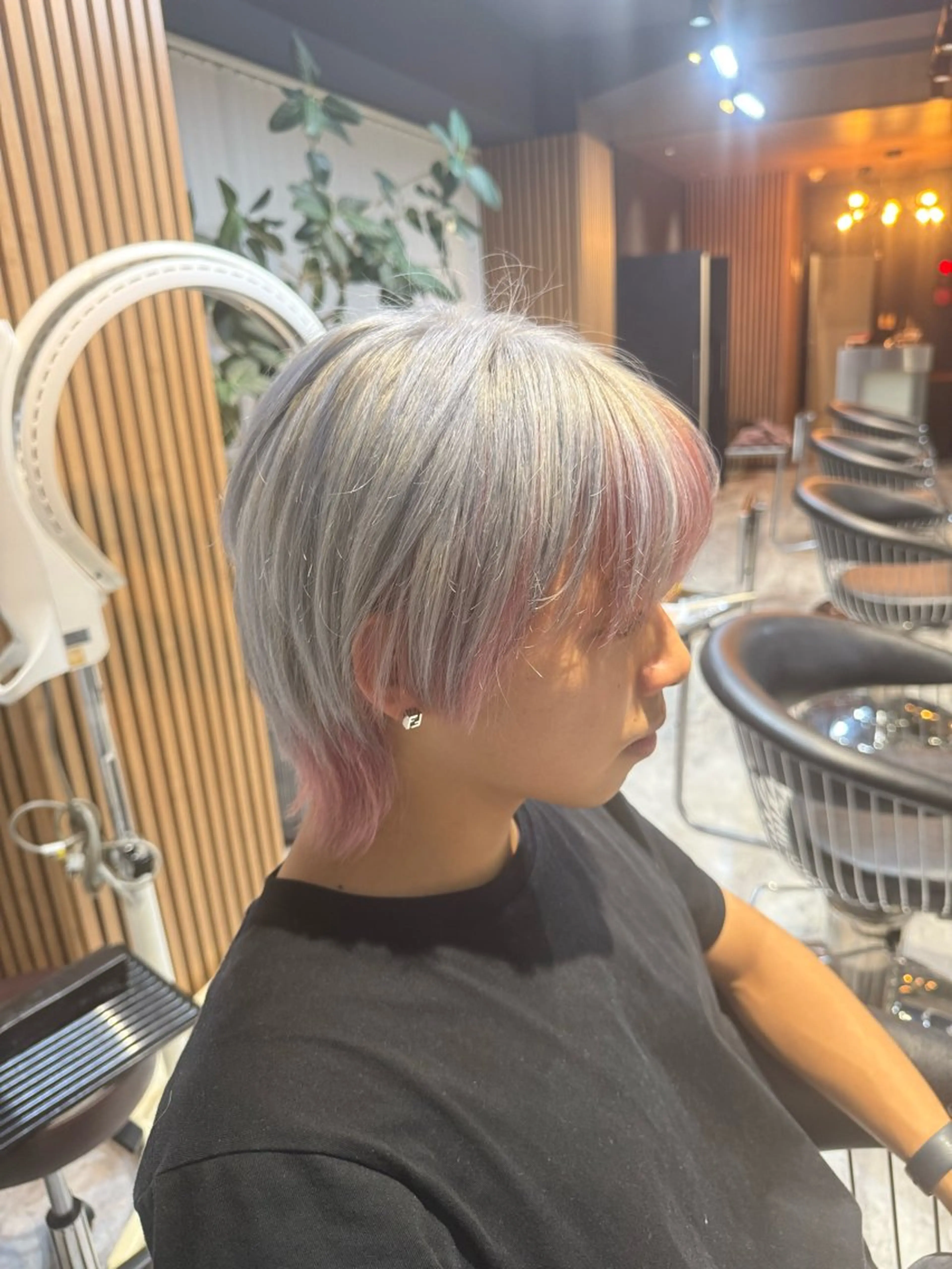 カラー デザインカラー ツートーンカラー Respia所属・細貝 和のヘアスタイル