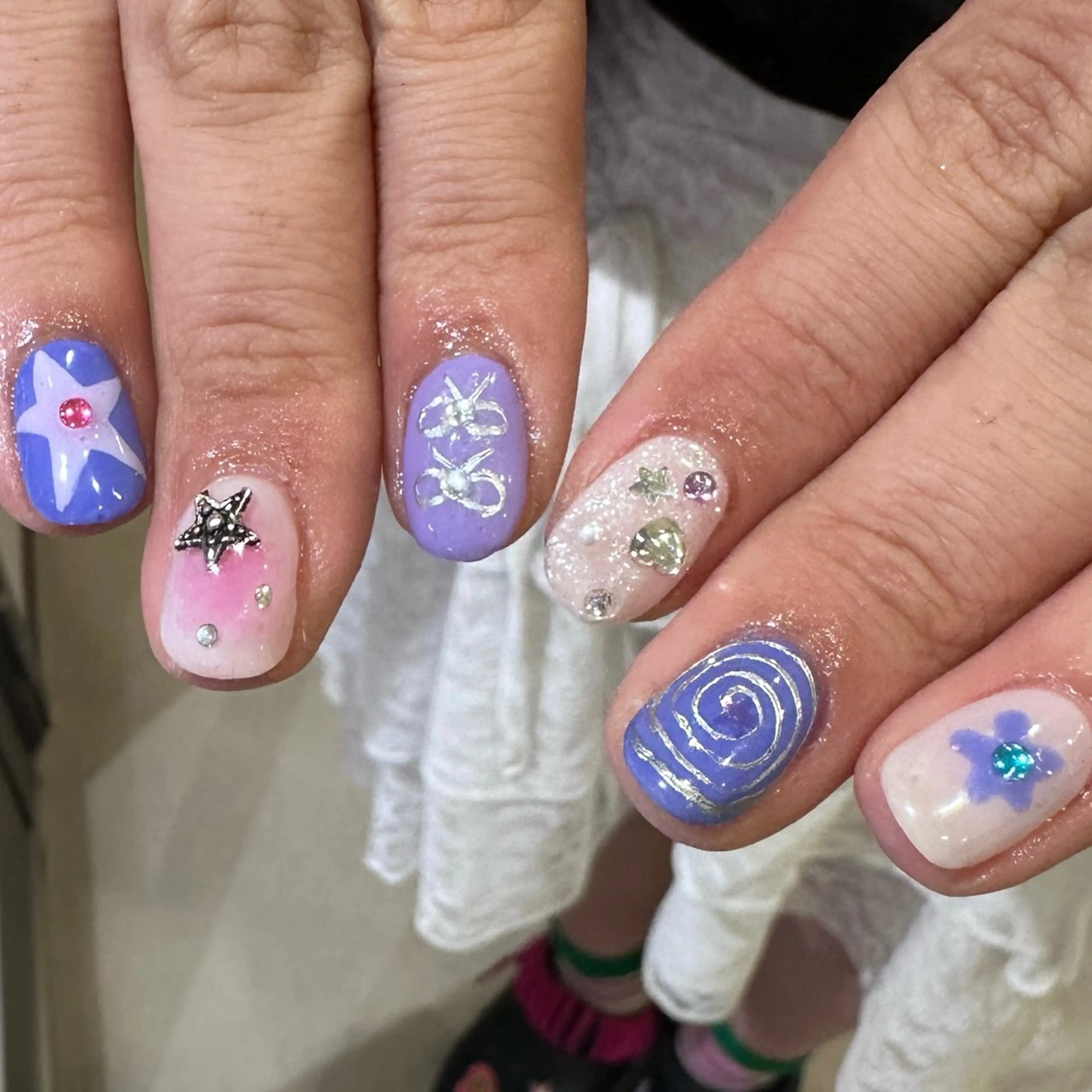 ネイル ハンドネイル 👽個性派ネイル🎀 komachiのネイルデザイン