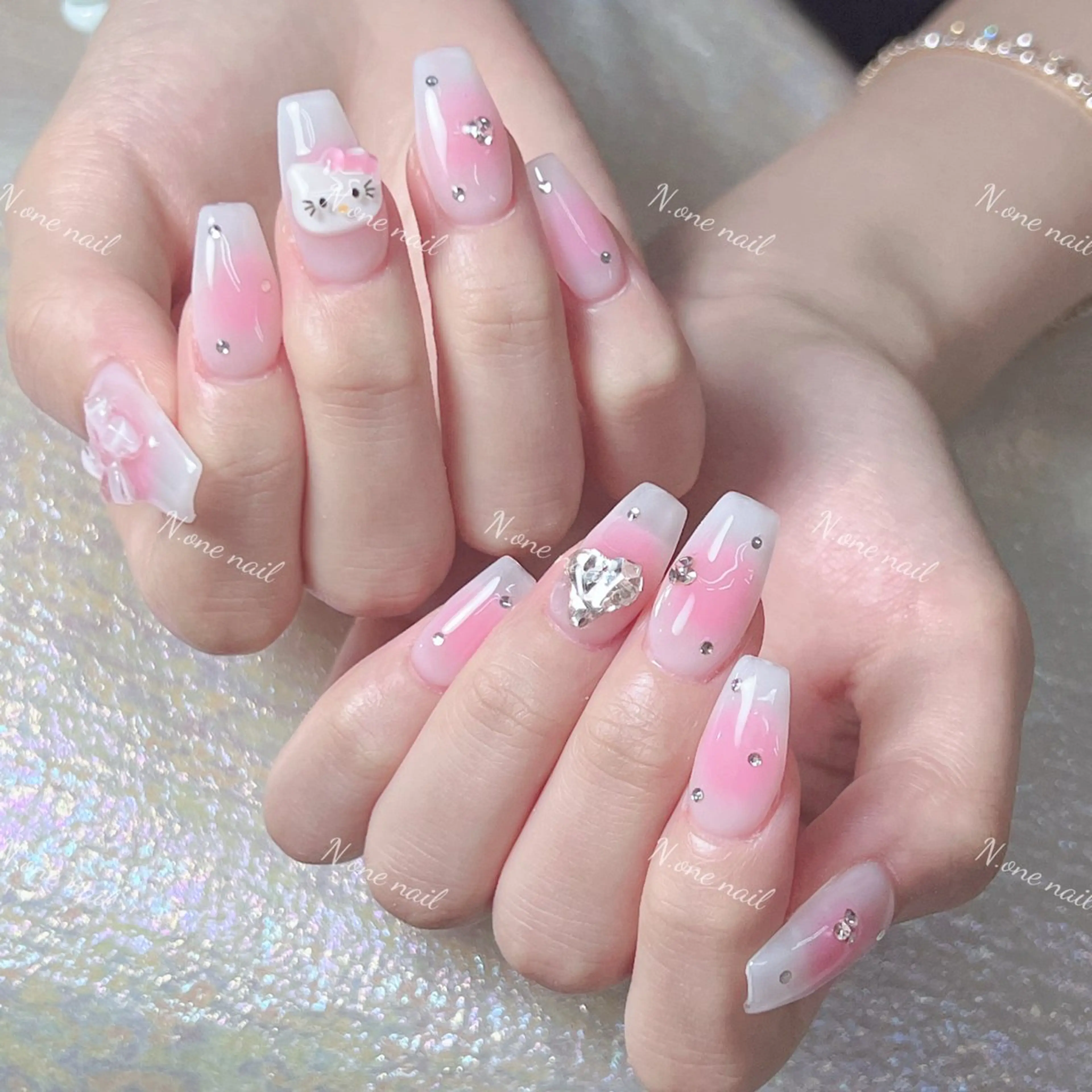 ネイル 長いだし/スカルプ/ パラシェルN.oneのネイルデザイン