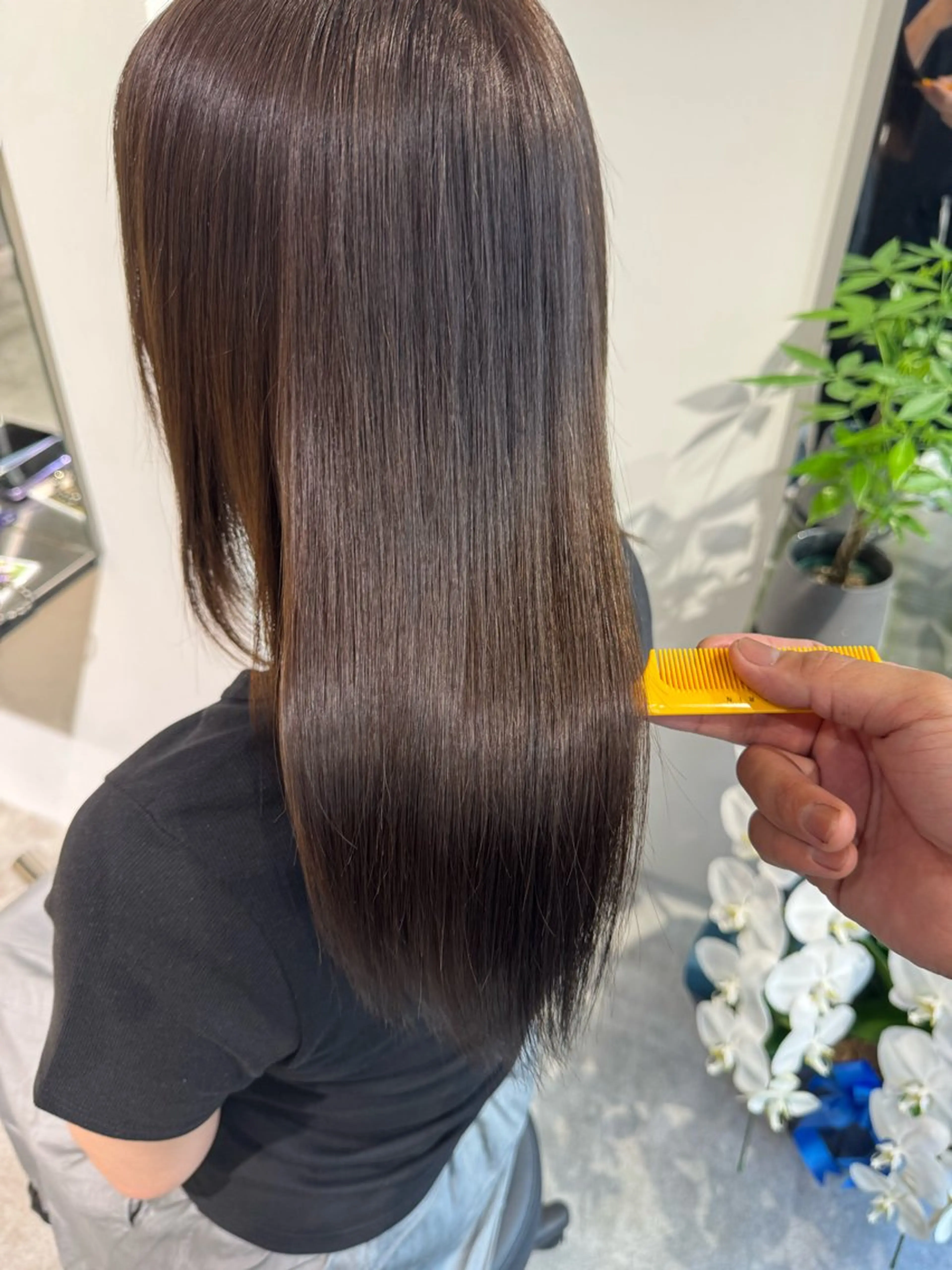 ロング カラー ハイライトカラー インナーカラー ハイライト 髪質改善 レイヤーカット カット ヘアカラー トリートメント reverie【レヴリー】所属・夜20時から限定2組 reverieあきらのヘアスタイル