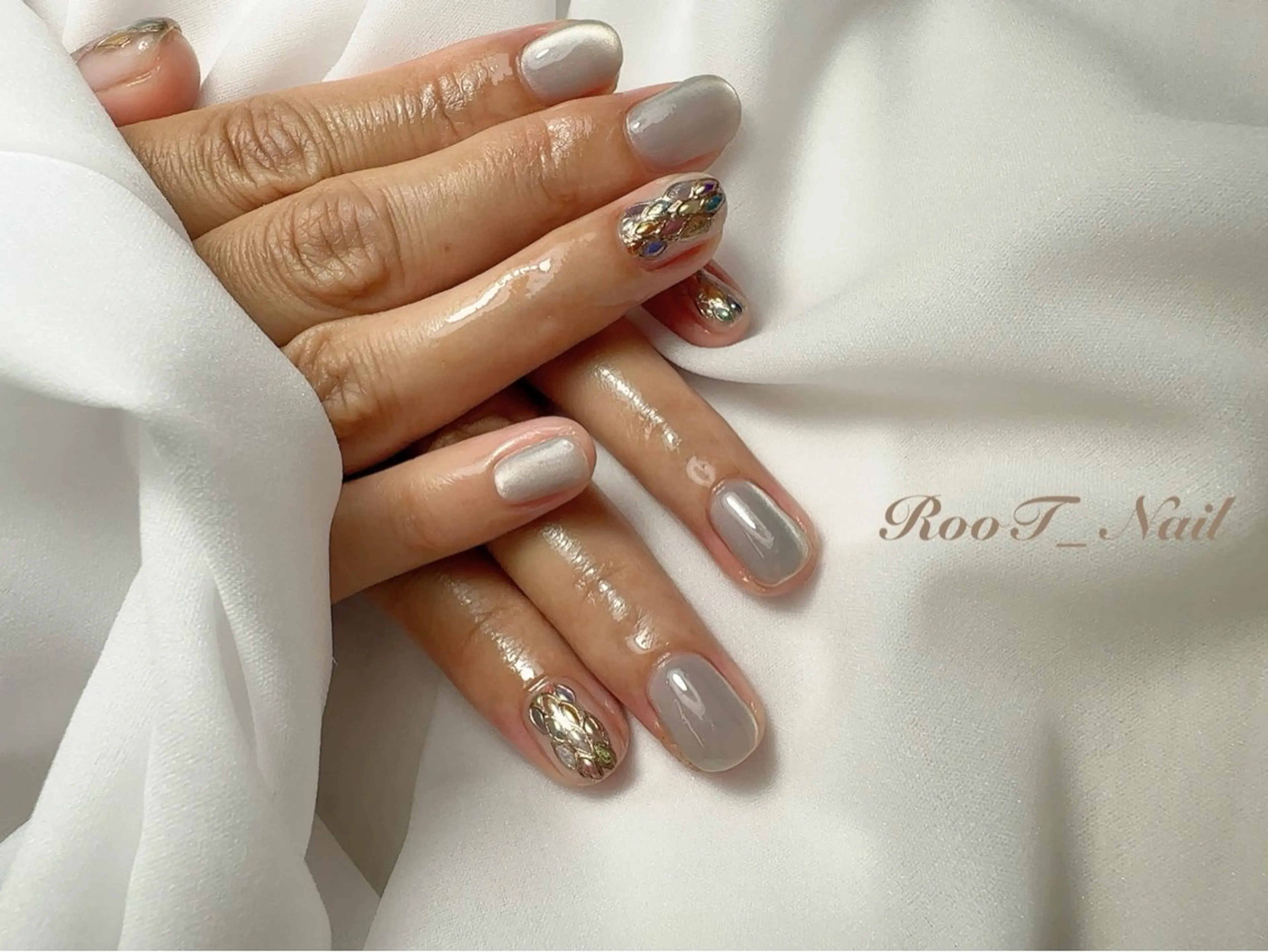 ネイル クリアネイル マグネットネイル ミラーネイル ハンドネイル RooT Nailのネイルデザイン