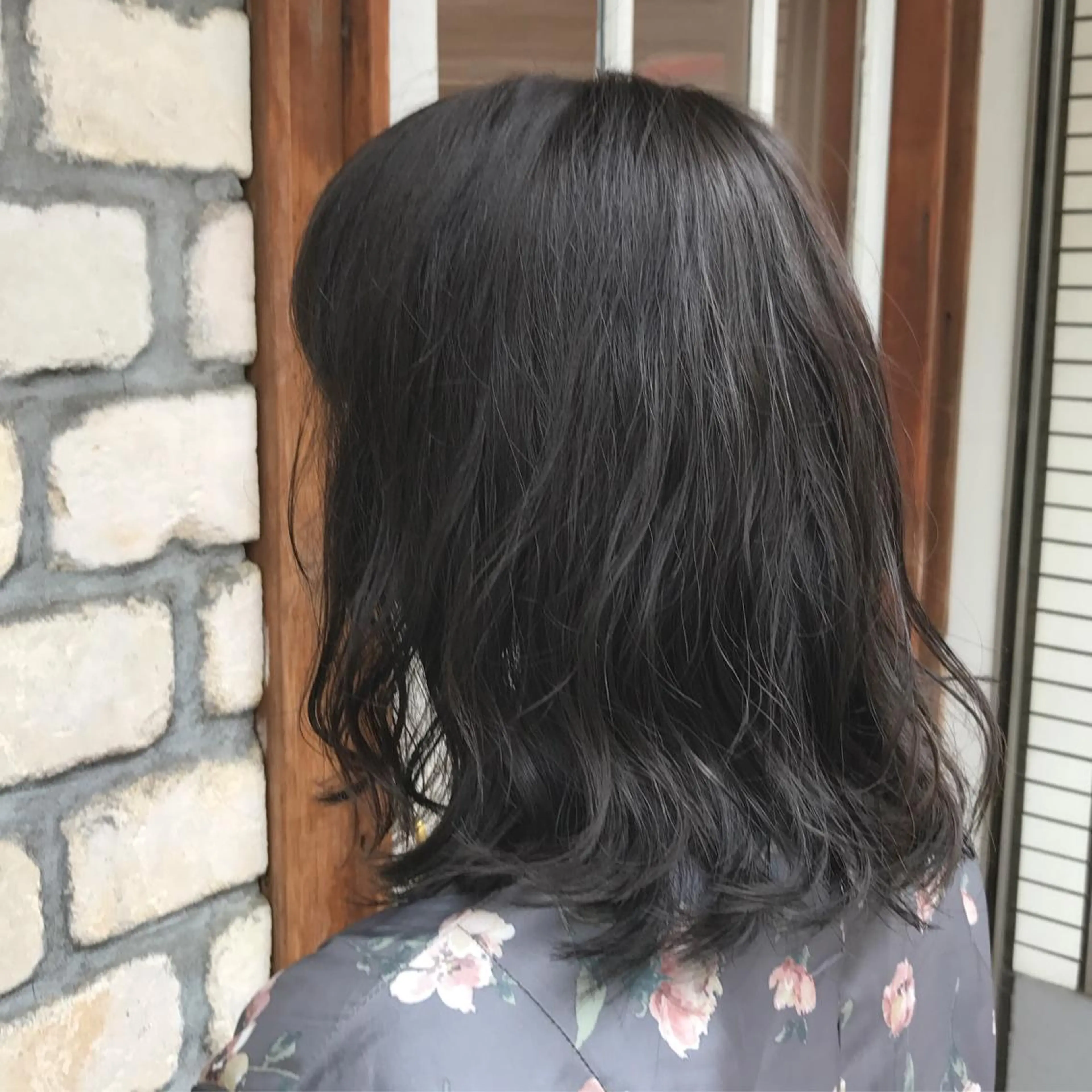 セミロング カラー パーマ セミロングパーマ アッシュ ブルーカラー ブルーアッシュ 透明感カラー emme エミィ/立川のヘアスタイル