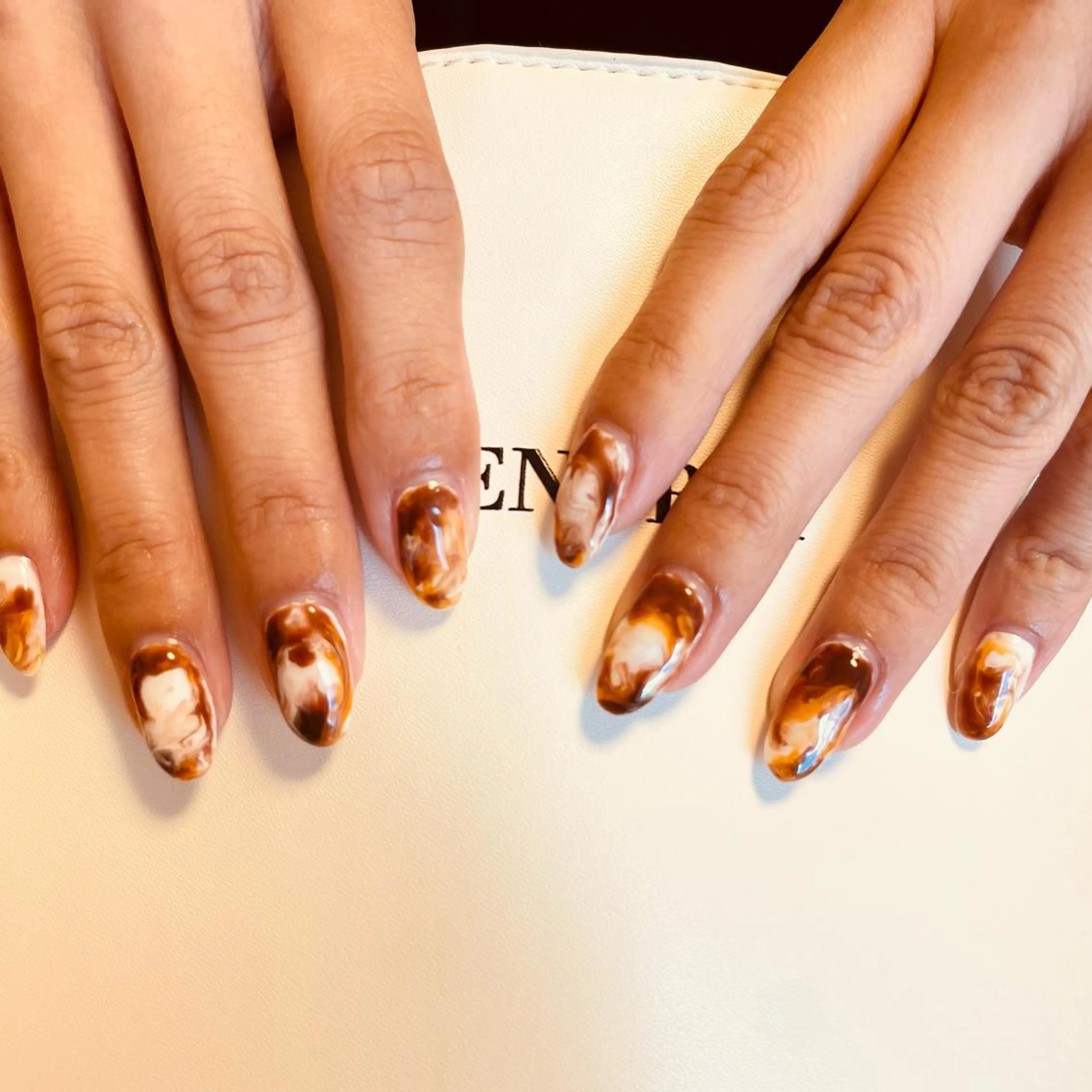 ネイル べっ甲ネイル Nail salon Betty❤︎のネイルデザイン