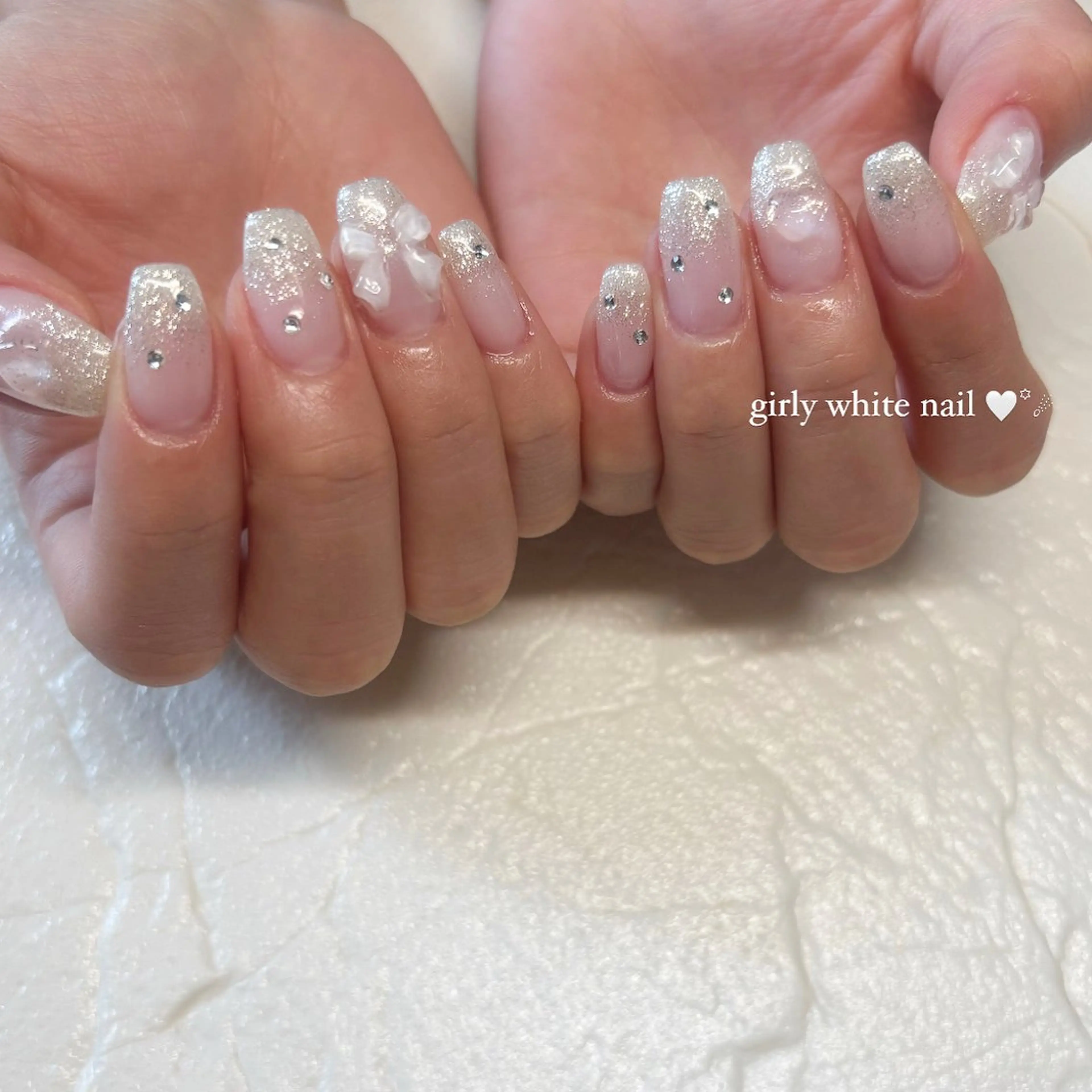 ネイル ストーンネイル ハンドネイル Angelique 平形/高崎のネイルデザイン