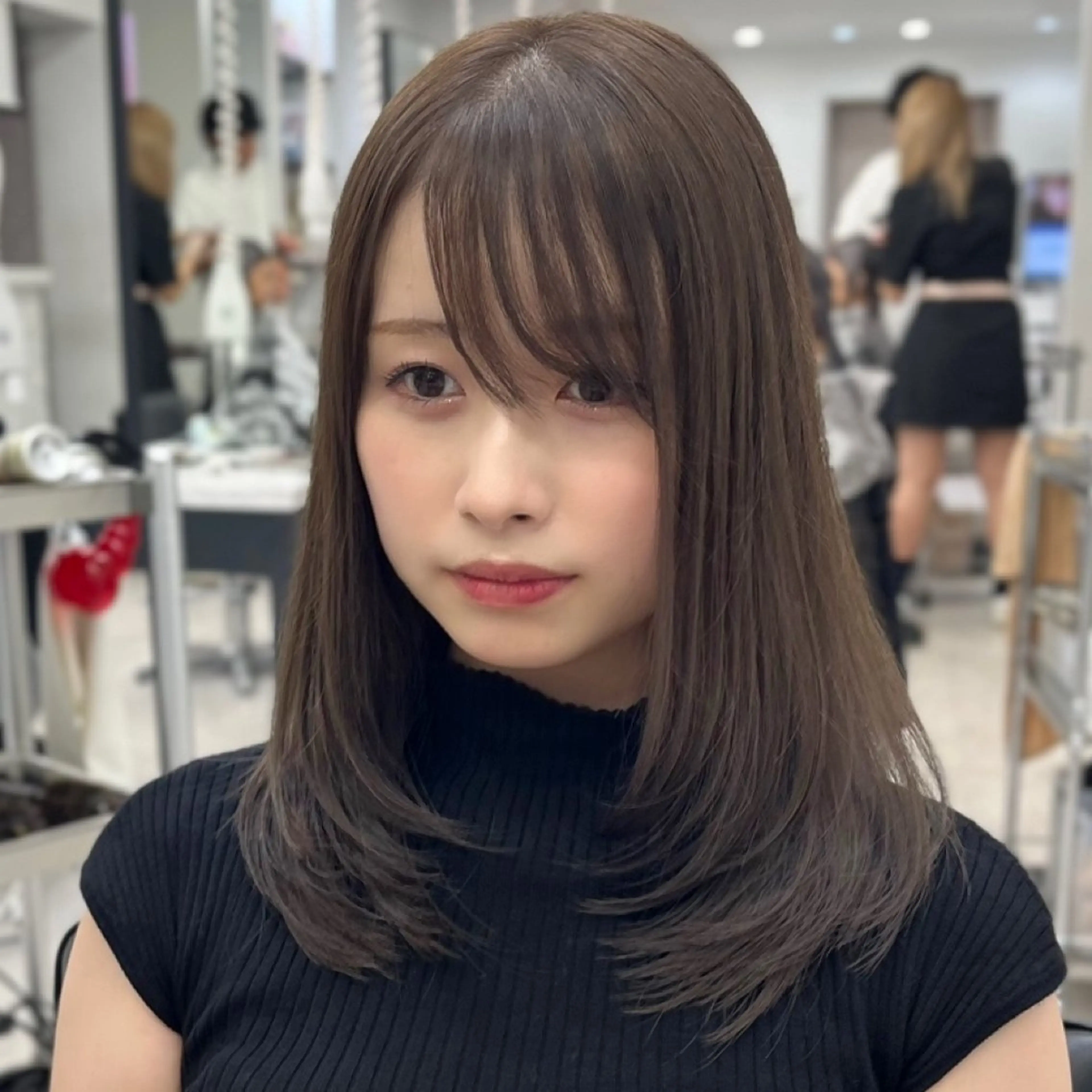 ミディアム カラー パーマ ヘアアレンジ メンズ メンズ韓国風 くびれヘア 韓国風ヘア レイヤーカット 韓国ヘア×顔まわり 🇰🇷和知拓郎のヘアスタイル