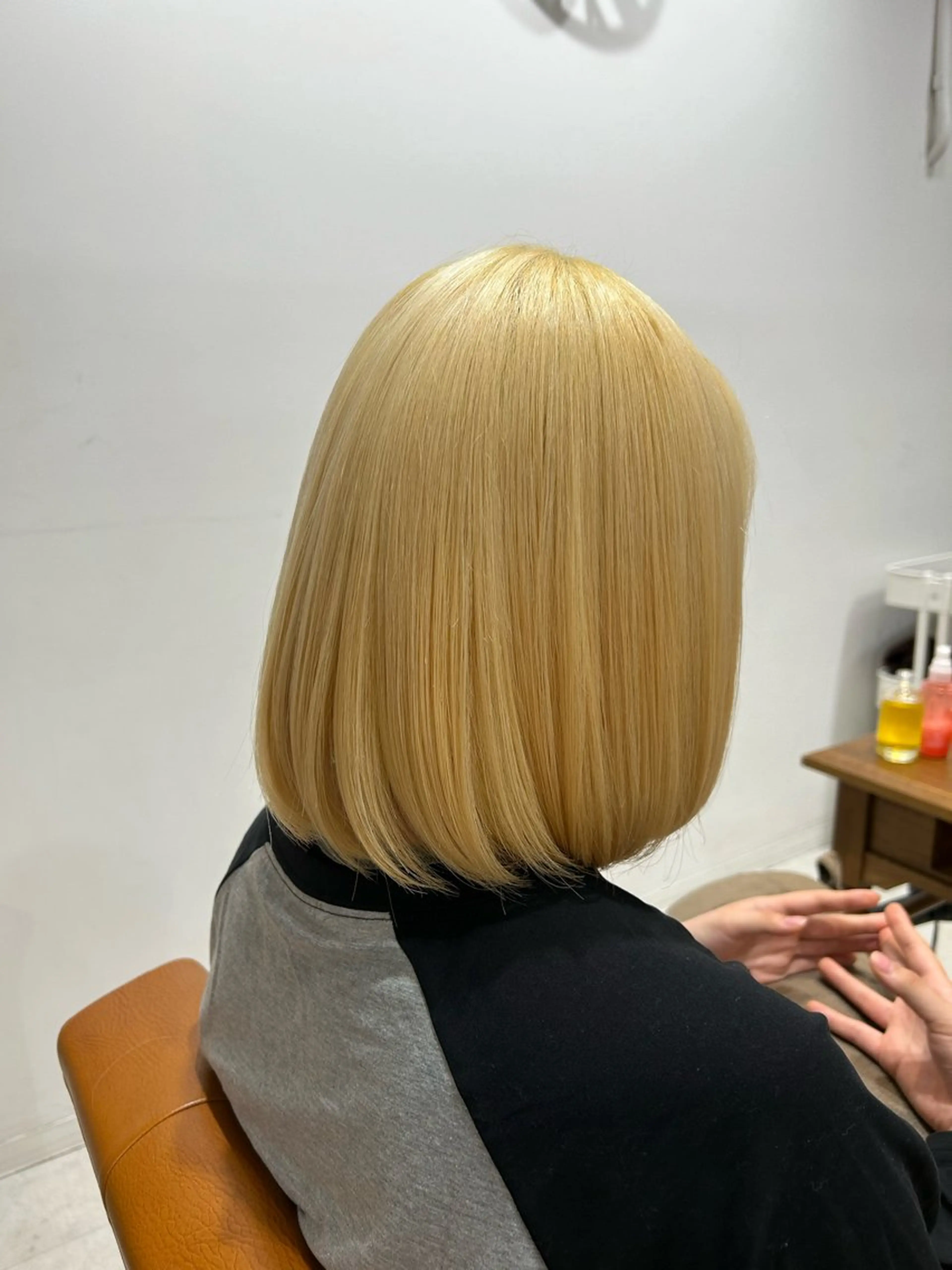 ミディアム カラー ブリーチ ヘアカラー 山﨑 燦人のヘアスタイル