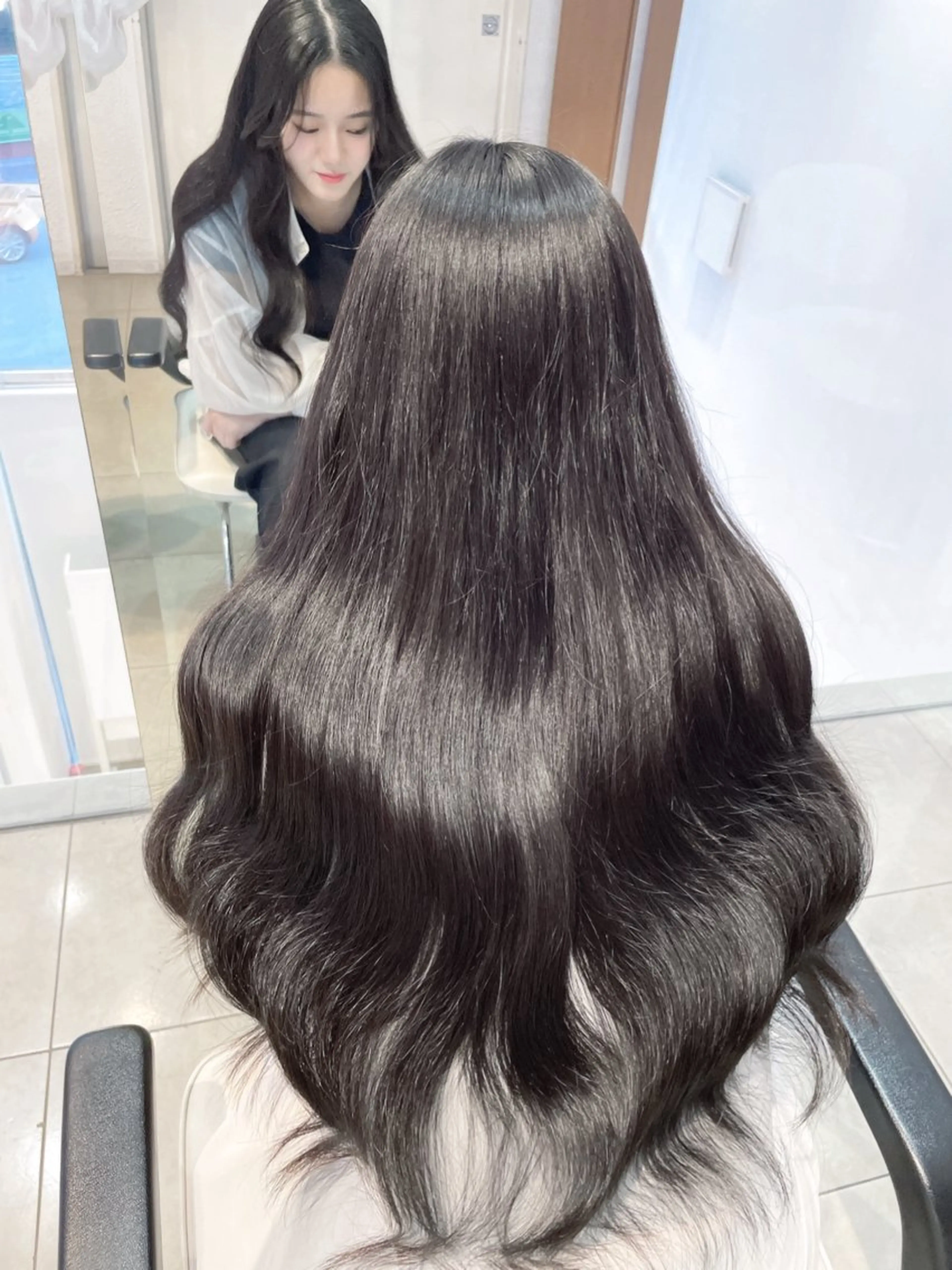 カラー 艶髪ワンホンヘア🩶 ayaha🩶のヘアスタイル