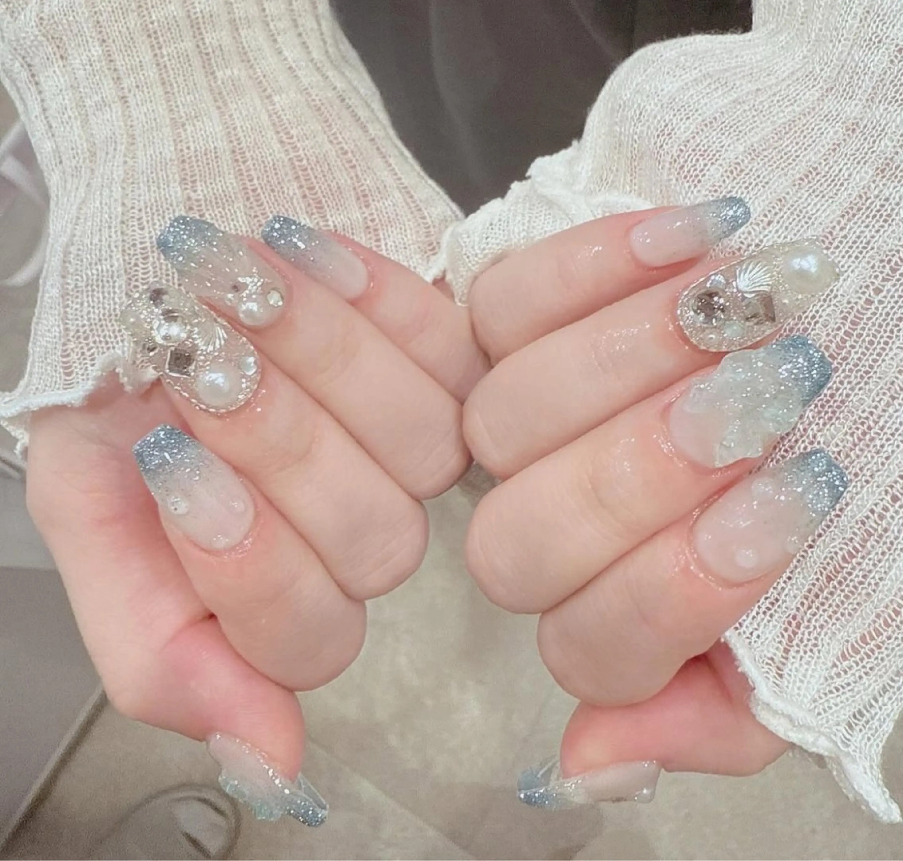 ネイル アートネイル フラワーネイル フレンチネイル ジェルネイル グラデーション ハンドネイル Ryunail所属・ryunail_ shinokuboのネイルデザイン