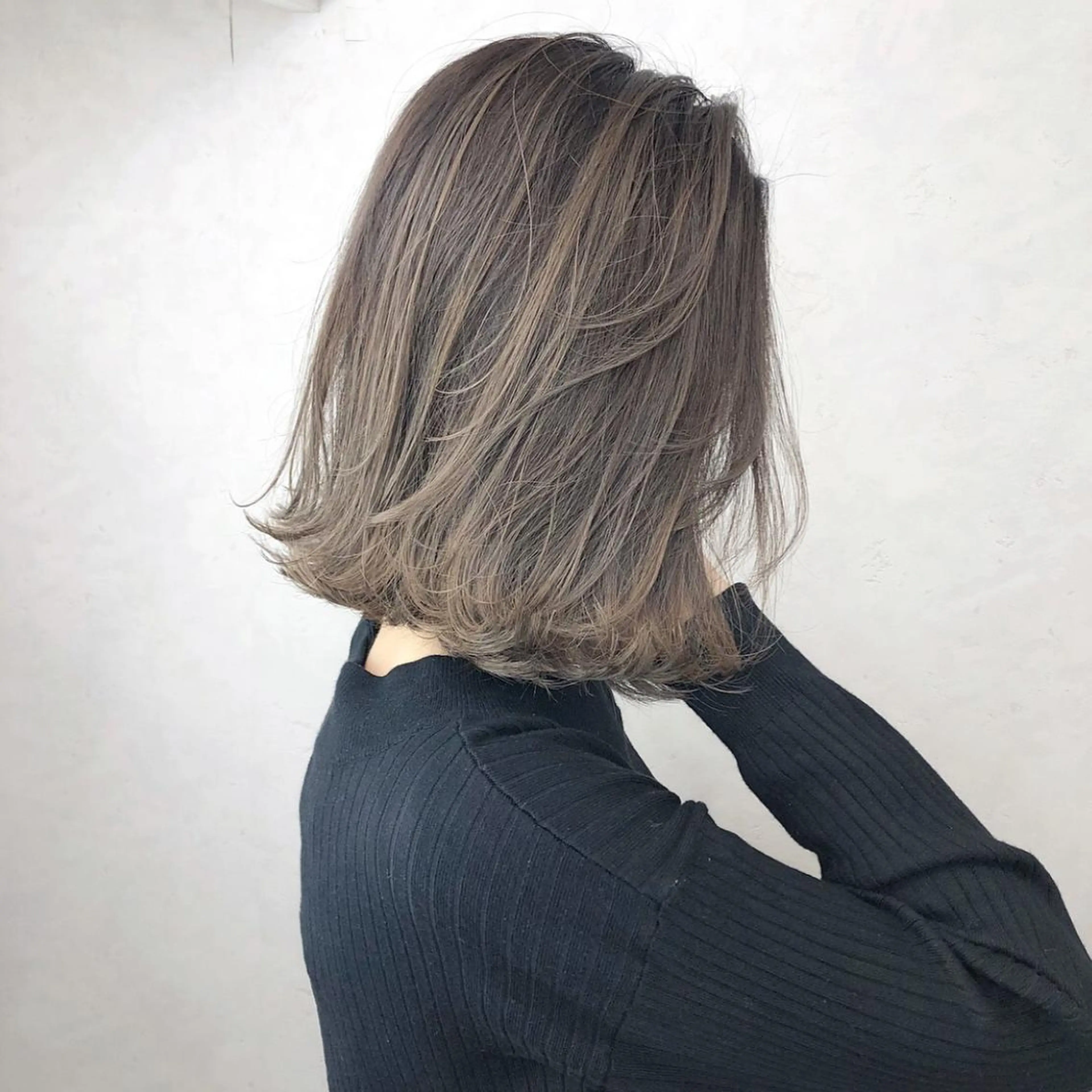 ミディアム カラー グレージュ ヘアカラー ❤️ダブルカラー 髪質改善❤️SAYAのヘアスタイル