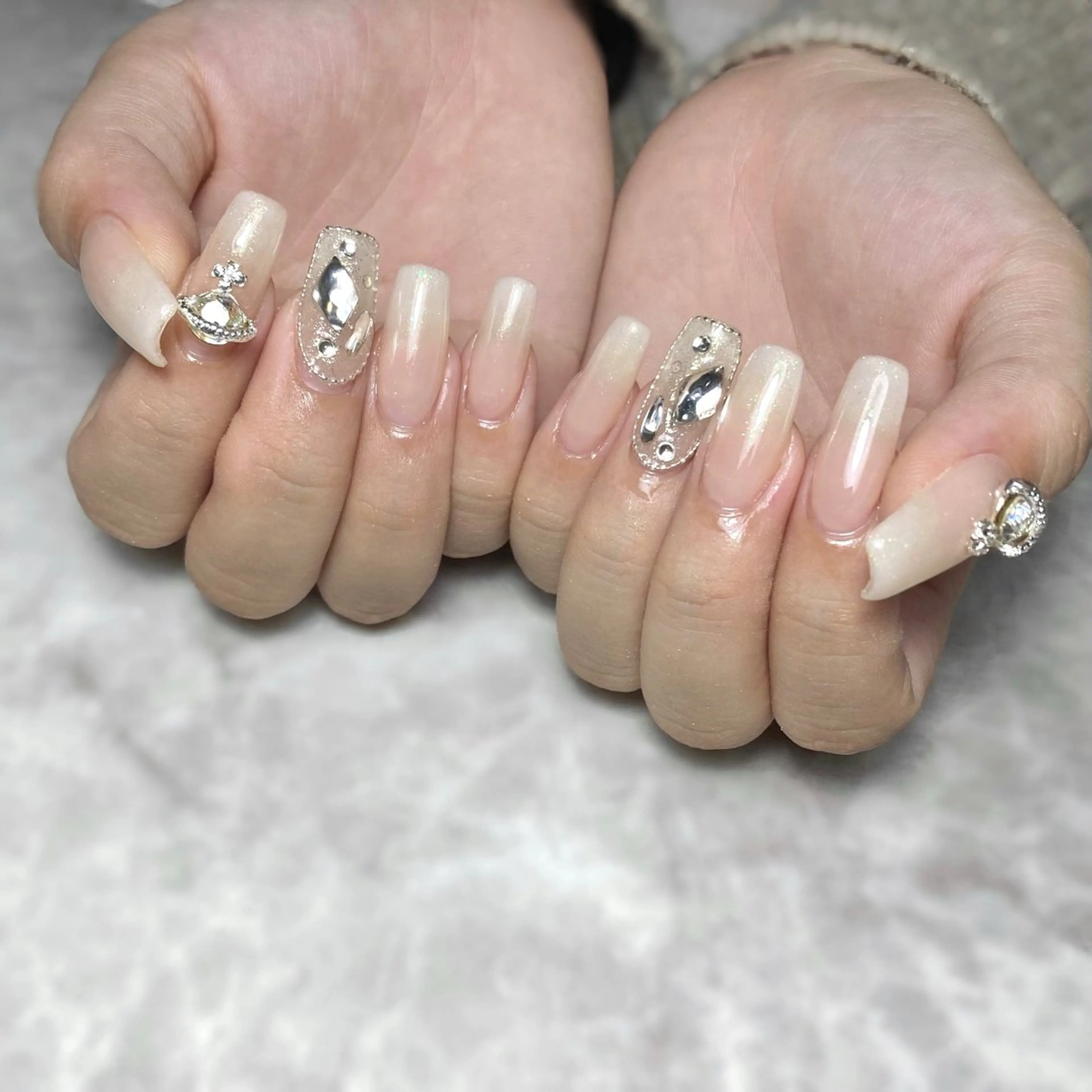 ネイル 持ち込み ストーンネイル non ♡のネイルデザイン