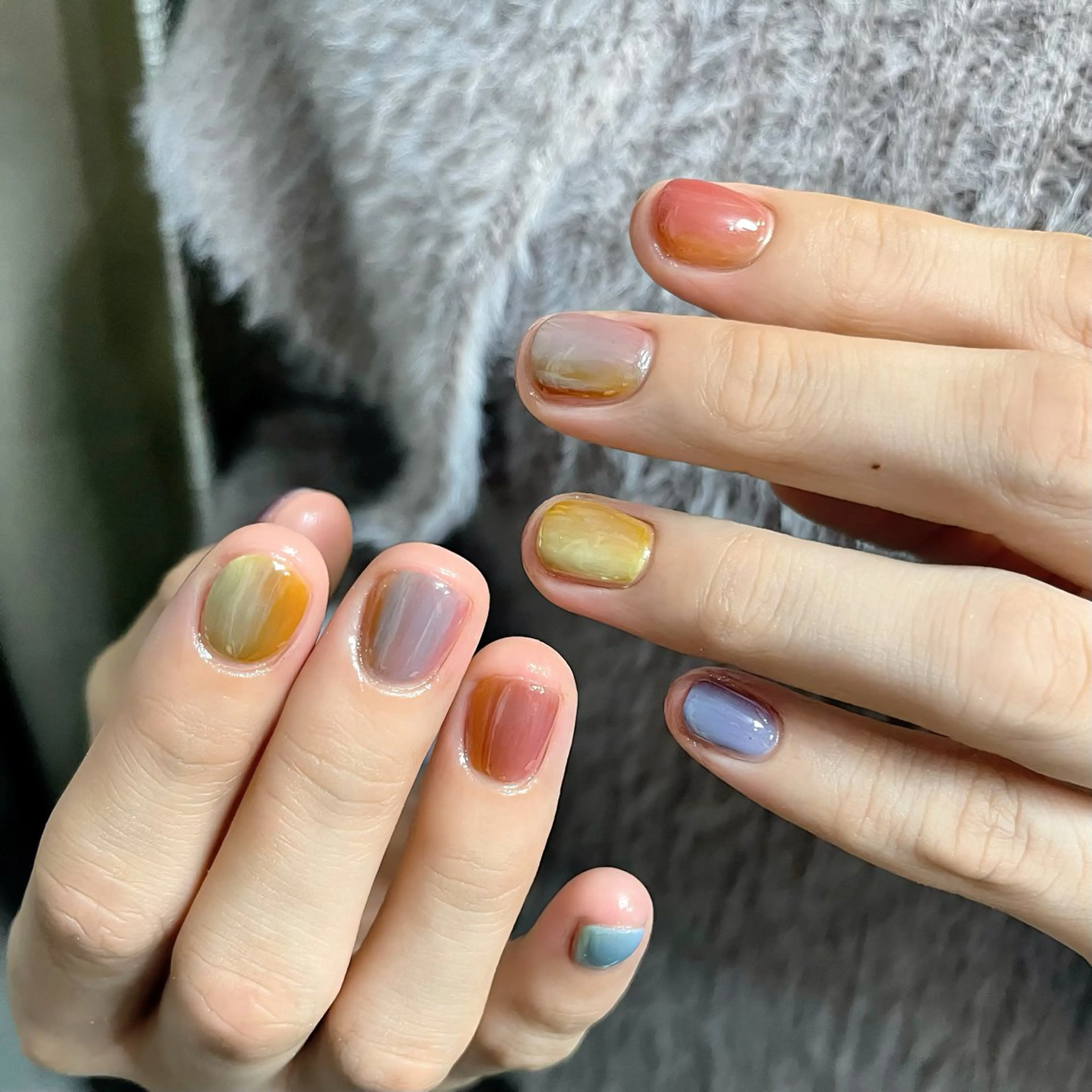 ネイル チークネイル キラキラネイル マグネットネイル ニュアンスネイル リボン ハンドネイル 🫧OPELIA NAIL渋谷🫧のネイルデザイン