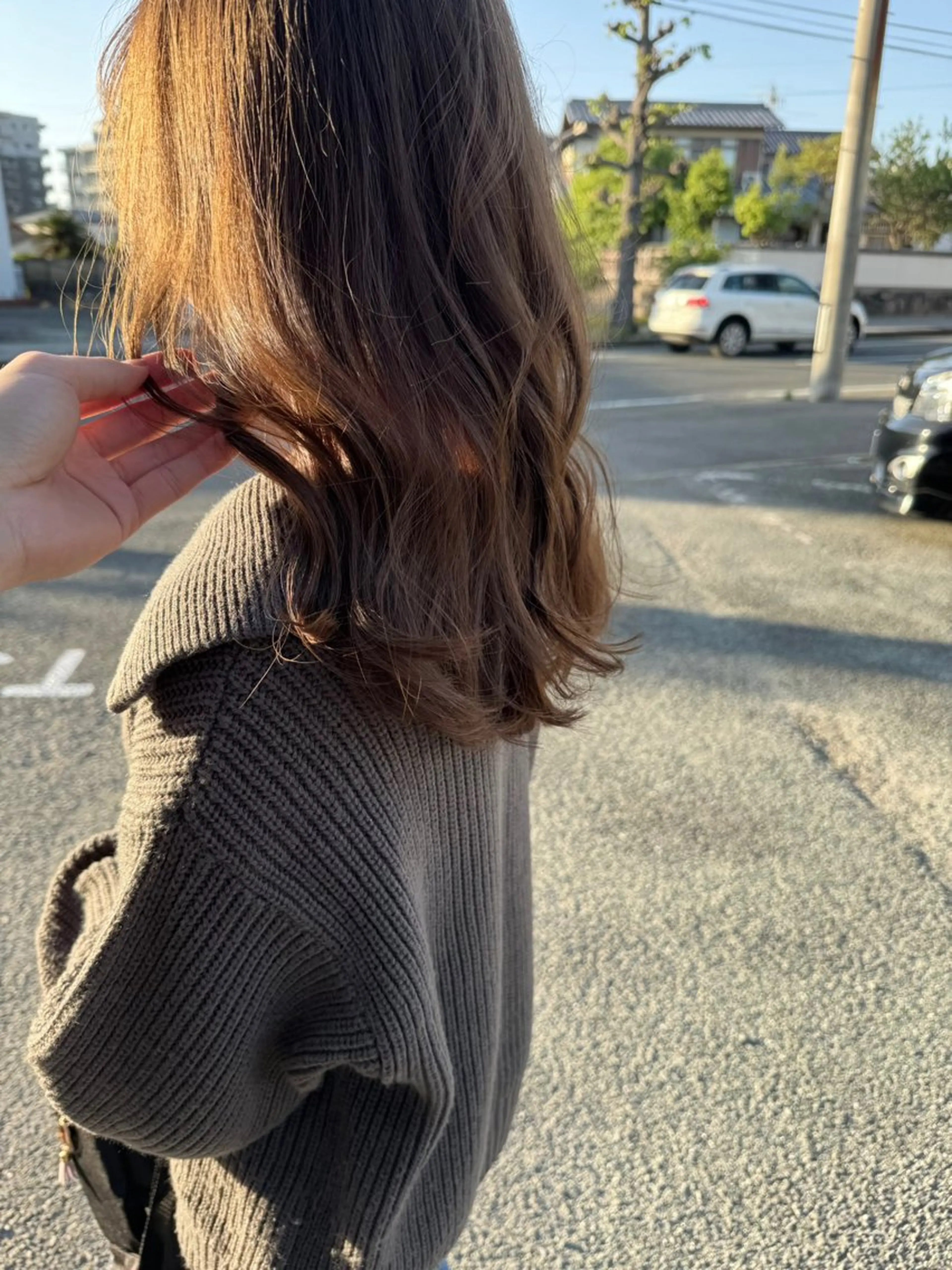 ミディアム ボブレイヤー ボブ 韓国風ヘア レイヤーカット 縮毛矯正 カット ヘアカラー トリートメント ✨艶ブリーチカラー✨ ✨艶髪ストレート✨のヘアスタイル