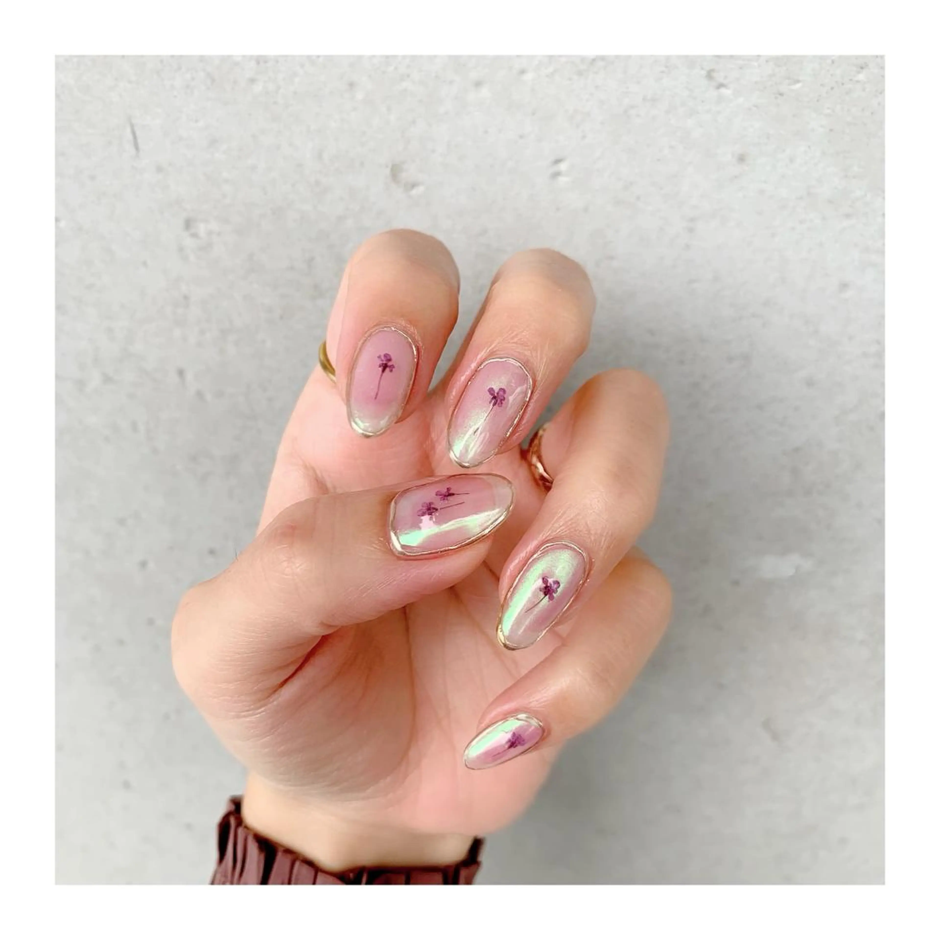 ネイル オーロラネイル ミラーネイル nailsalon maluriのネイルデザイン