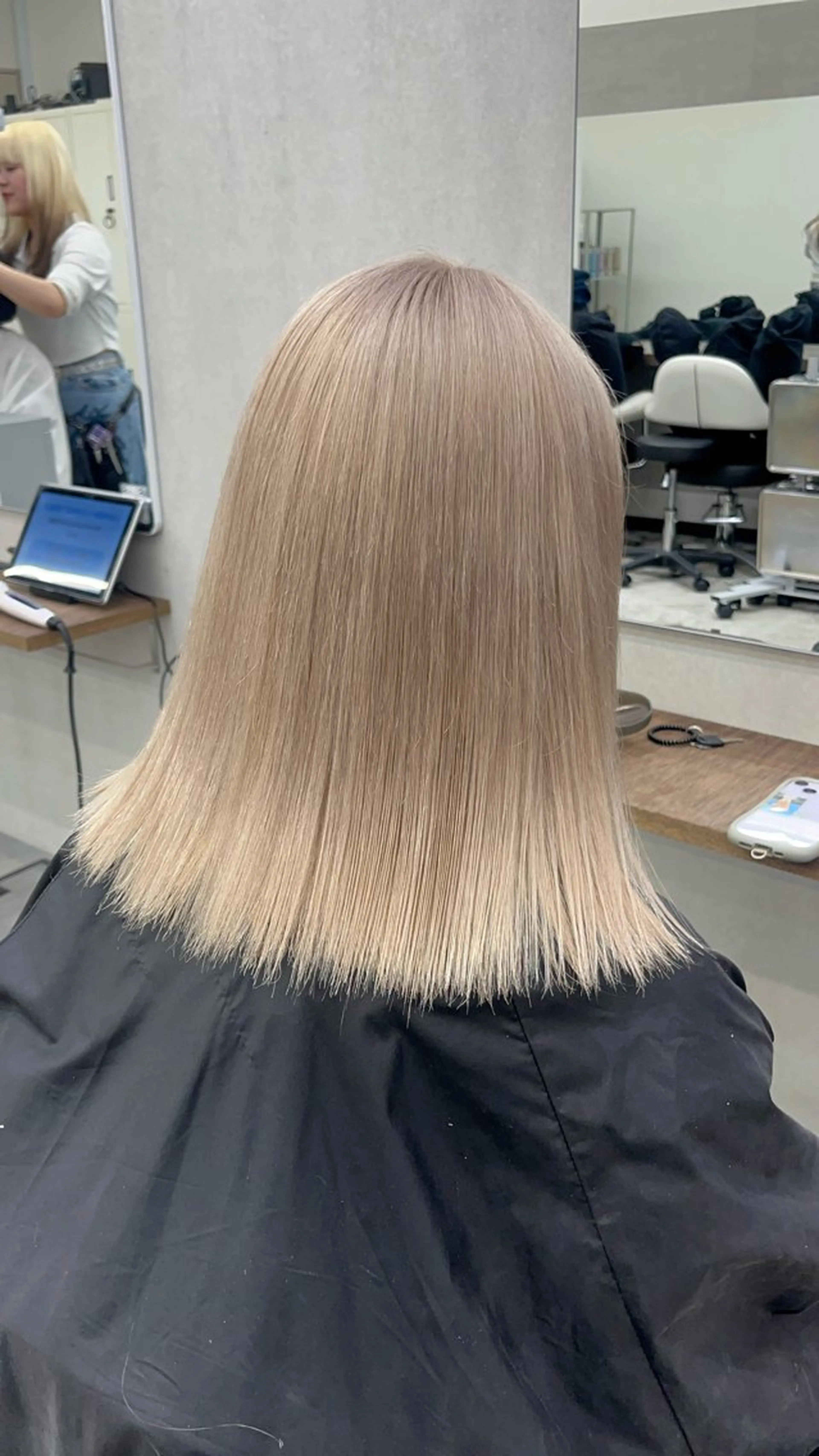 セミロング ヘアカラー ✨ハイトーンカラー✨ /⭐︎Yudai⭐︎のヘアスタイル