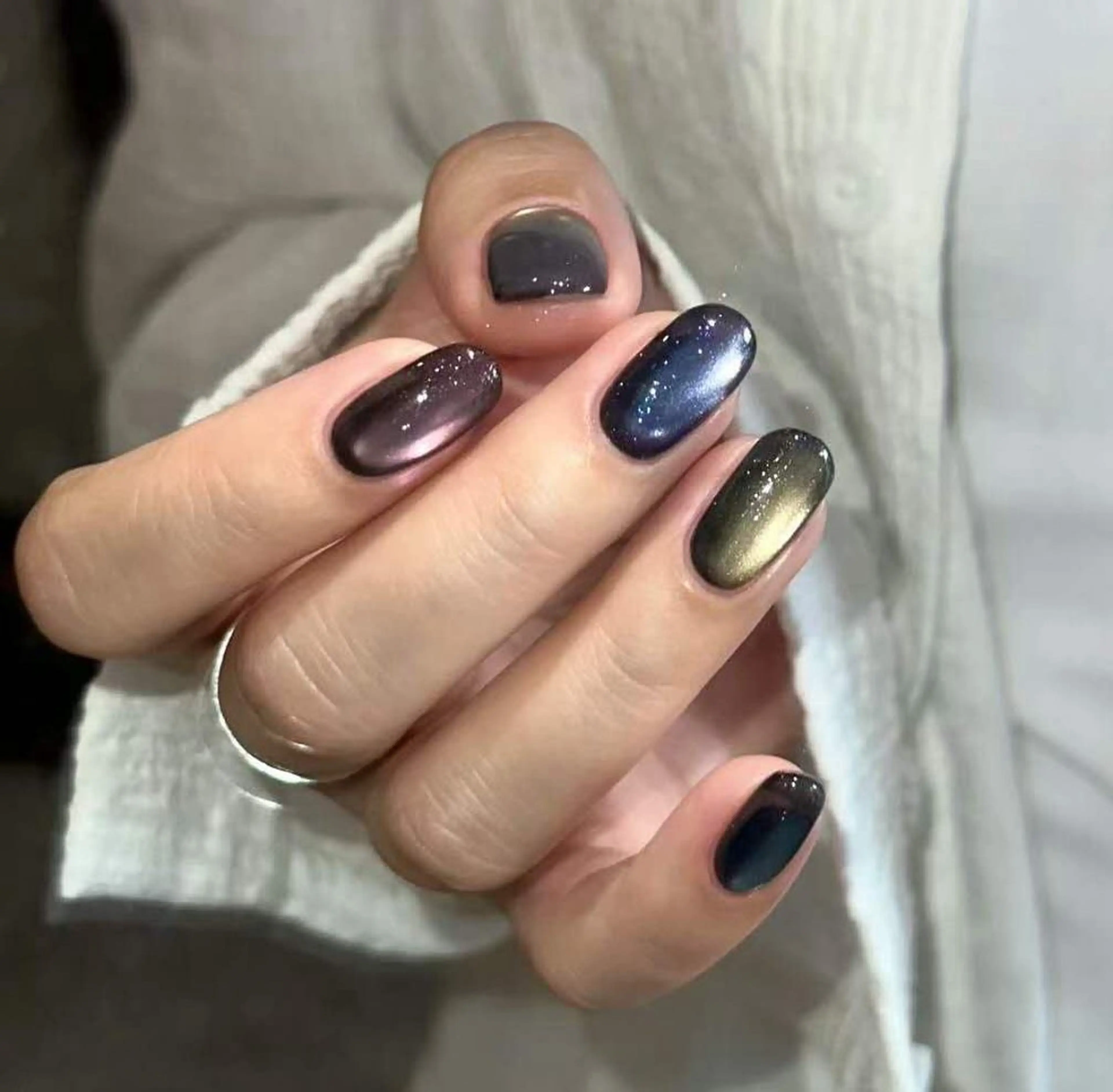 ネイル オーロラネイル フラワーネイル フットネイル フレンチネイル ジェルネイル ハンドネイル BabyYouMi nailのネイルデザイン