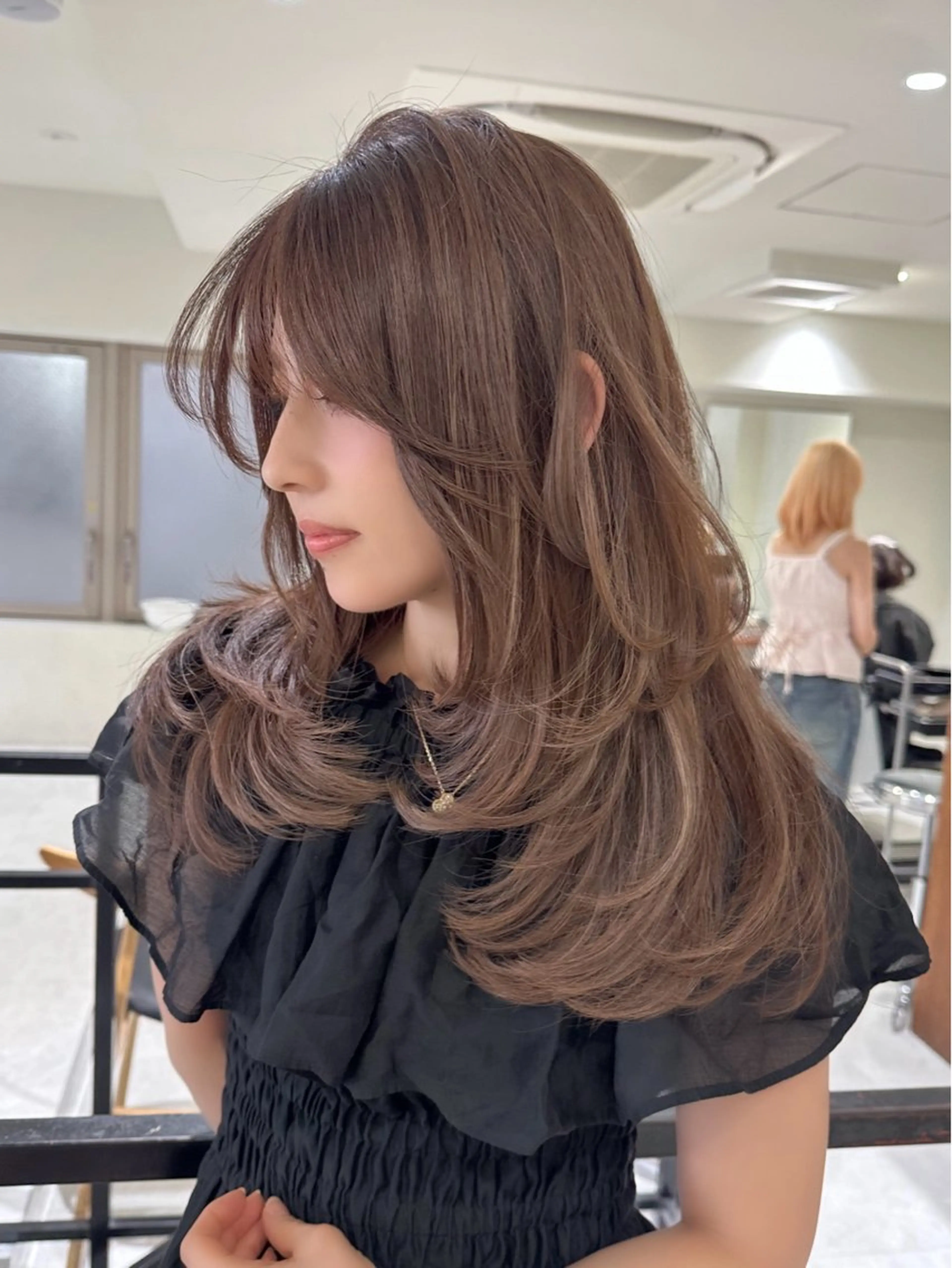 ロング カラー カット ヘアカラー トリートメント 8/27限定予約 宜しくお願いします！のヘアスタイル