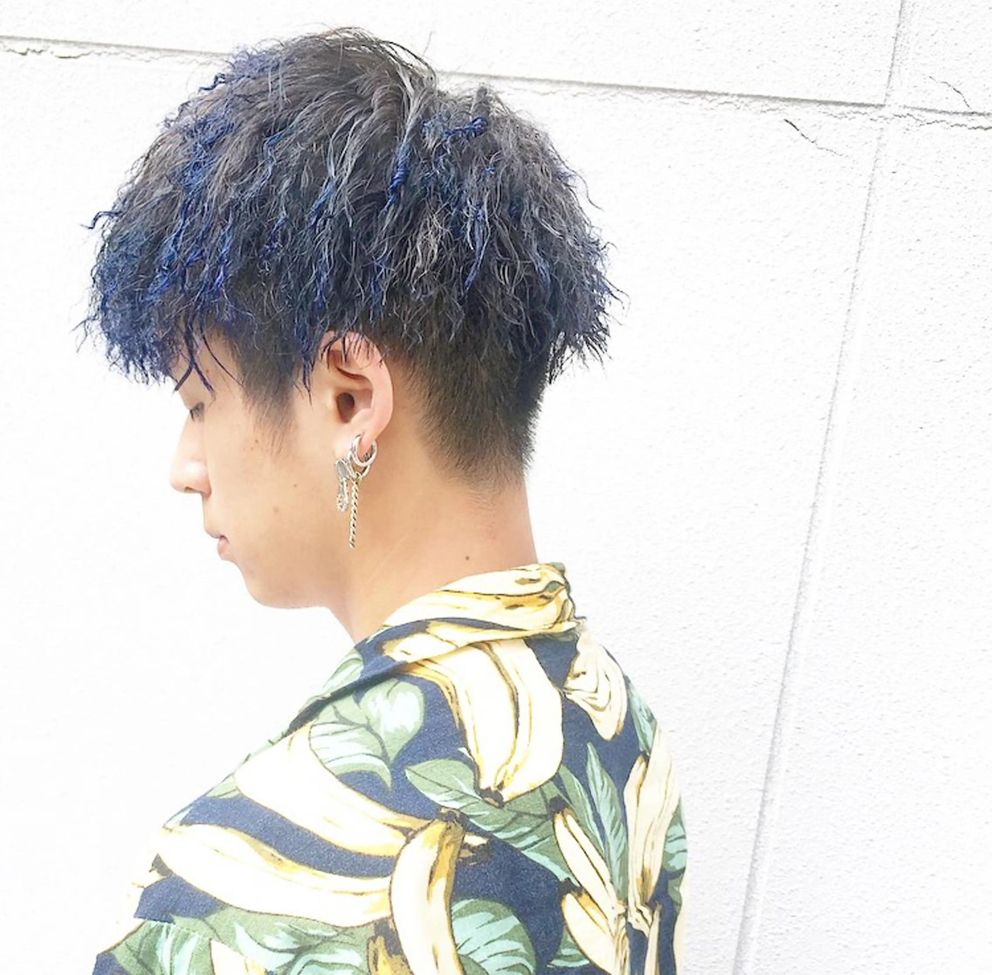 ショート カラー パーマ ブリーチ、パーマ 西部笑のヘアスタイル