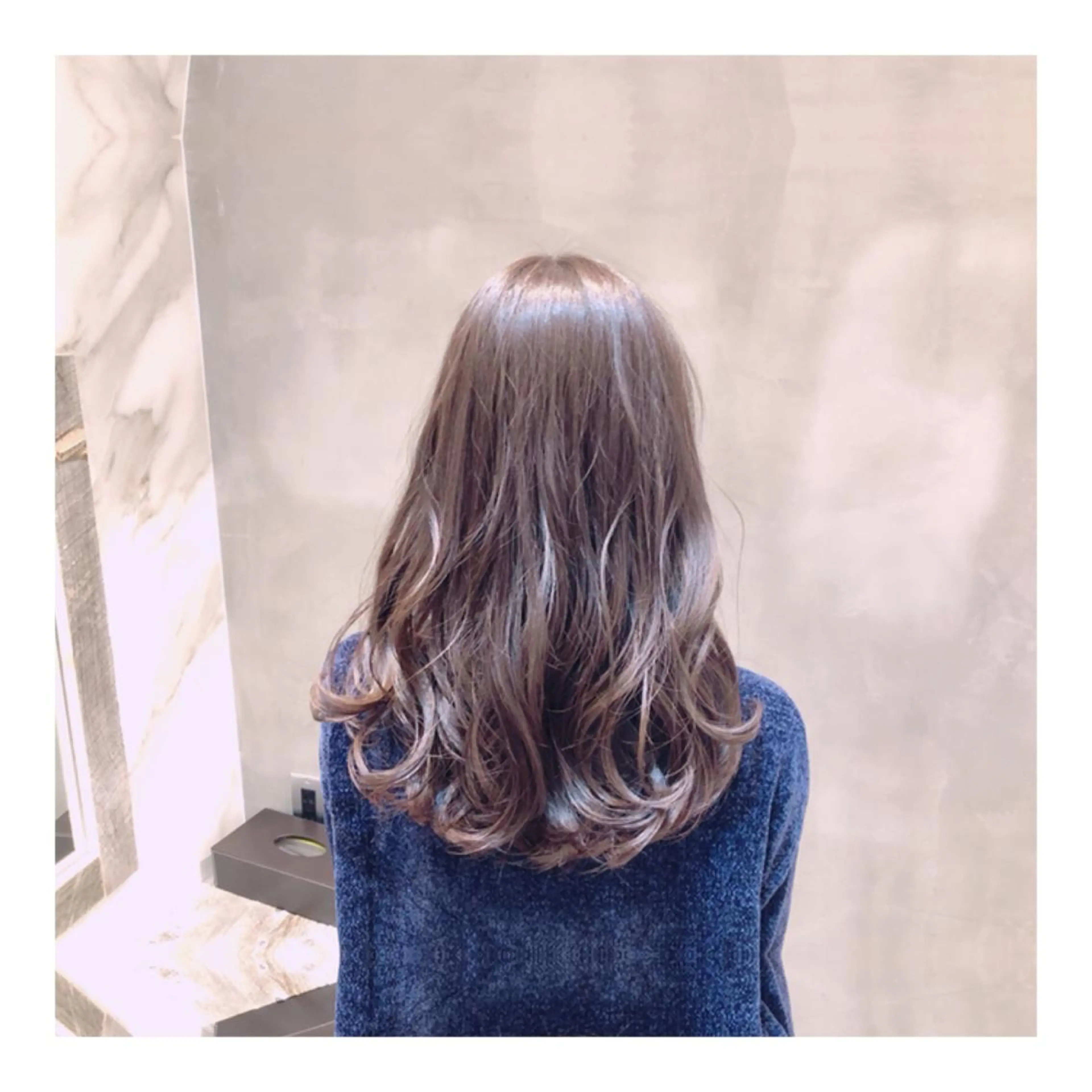 セミロング カラー Mood hair salon所属・髪質改善.縮毛矯正 ×韓国ヘアyukiのヘアスタイル