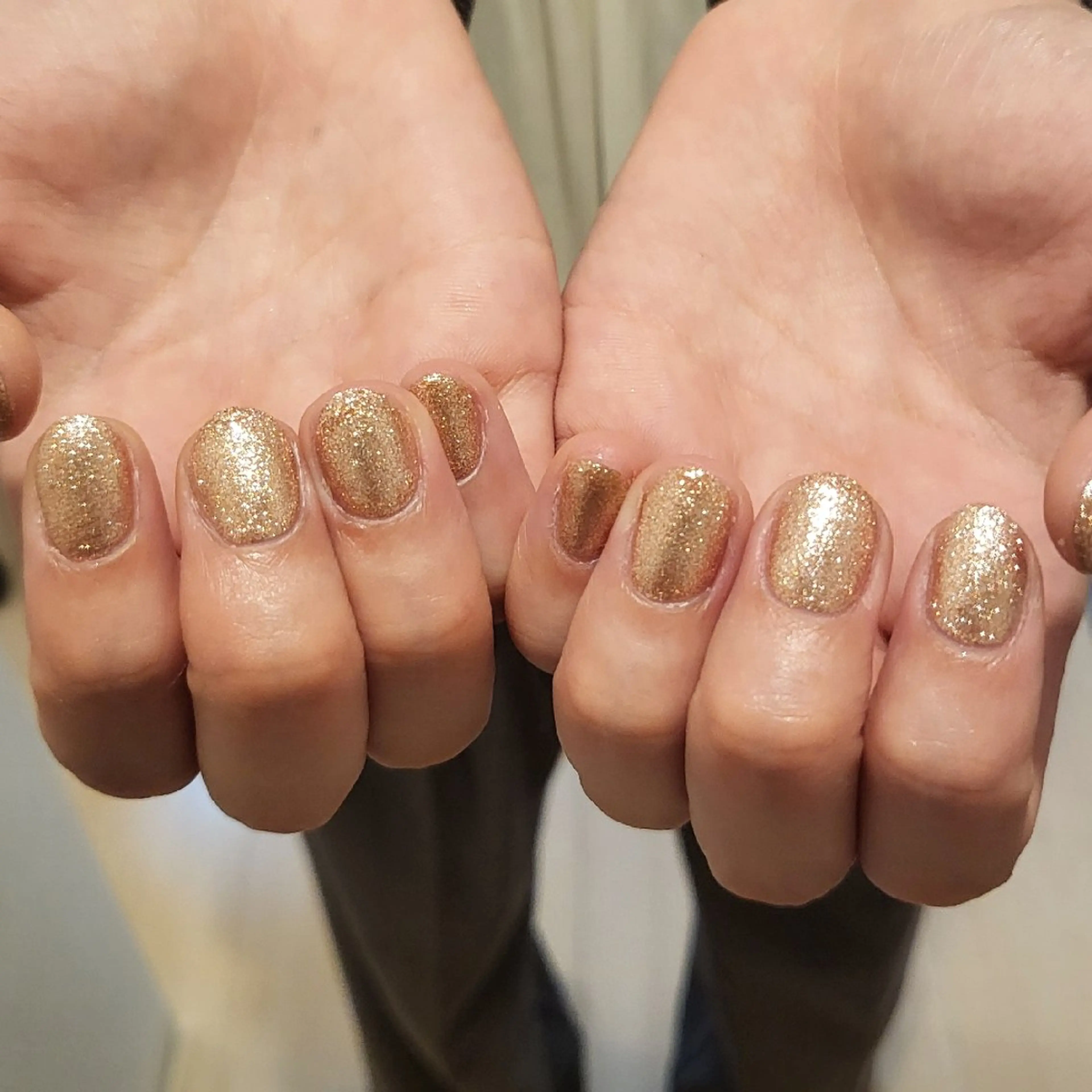 ネイル ハンドネイル フットネイル ハンドケア ease NAIL SALONのネイルデザイン