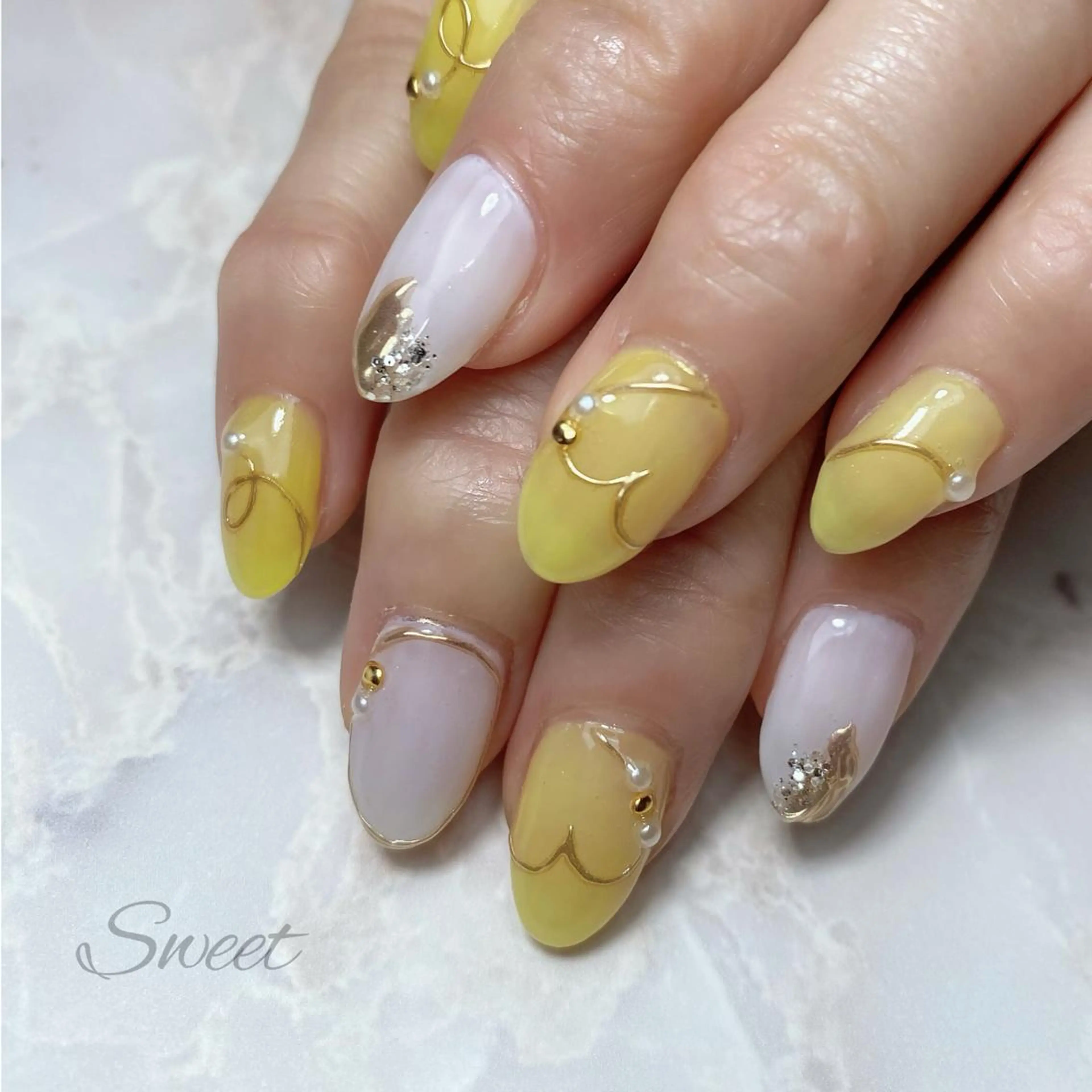 ネイル sweet 仲野陽子のネイルデザイン