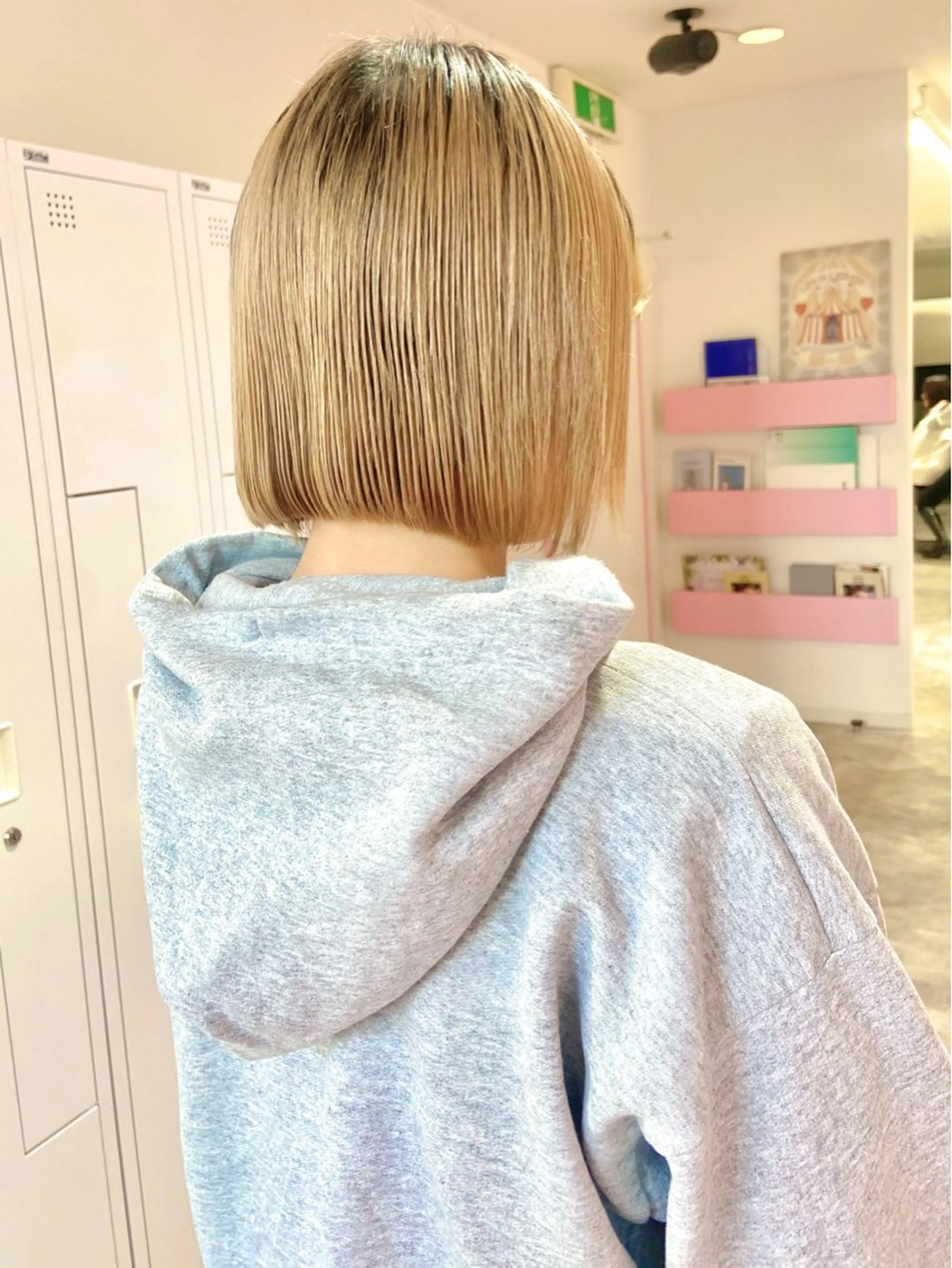 ショート 切りっぱなしボブ ボブ 外ハネヘア 似合わせ暖色のプロ/ ニュアンスカラー🍊のヘアスタイル