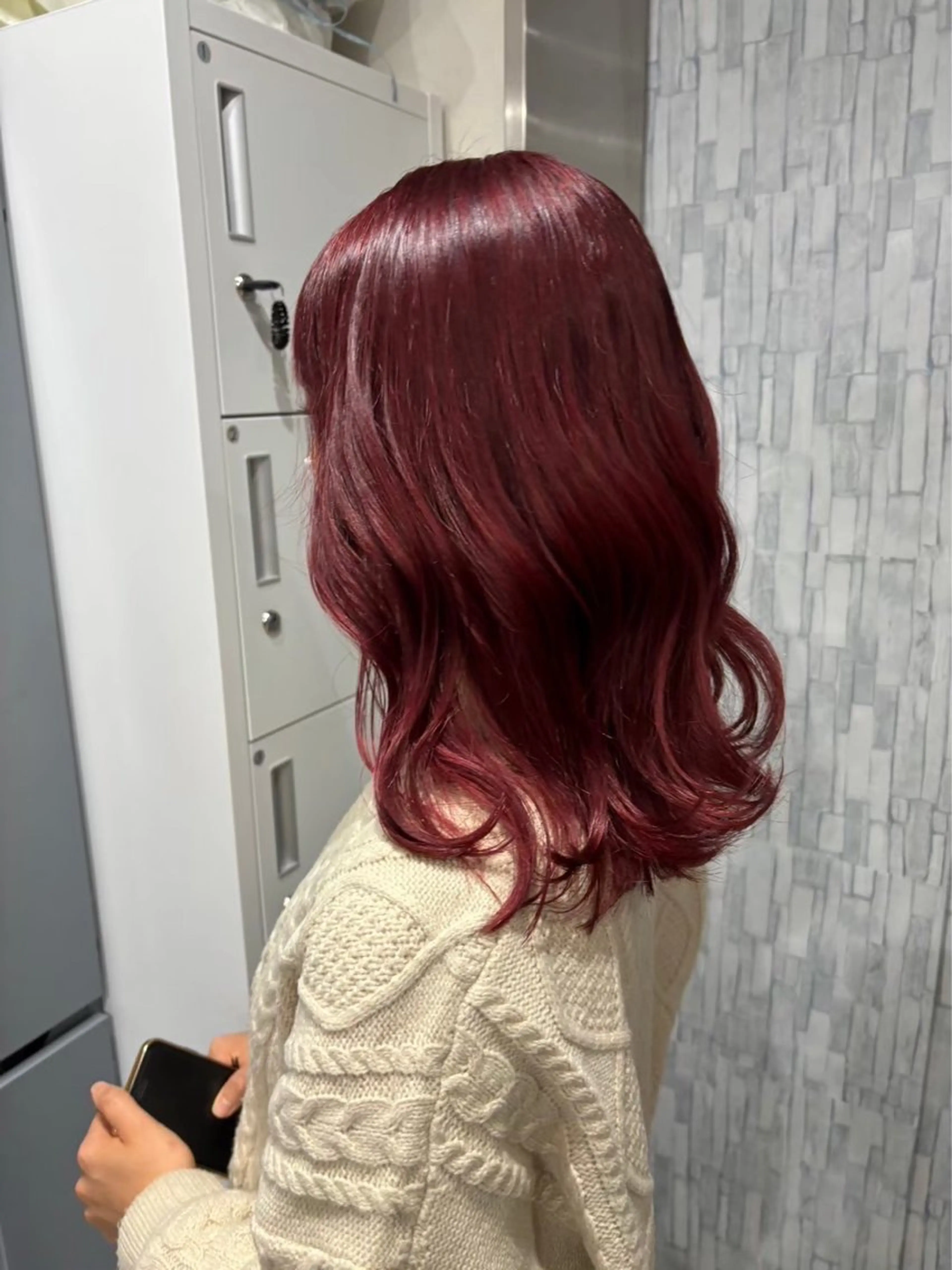 ミディアム 🐶カラー特化🌈 池袋/ハイトーン/陸のヘアスタイル