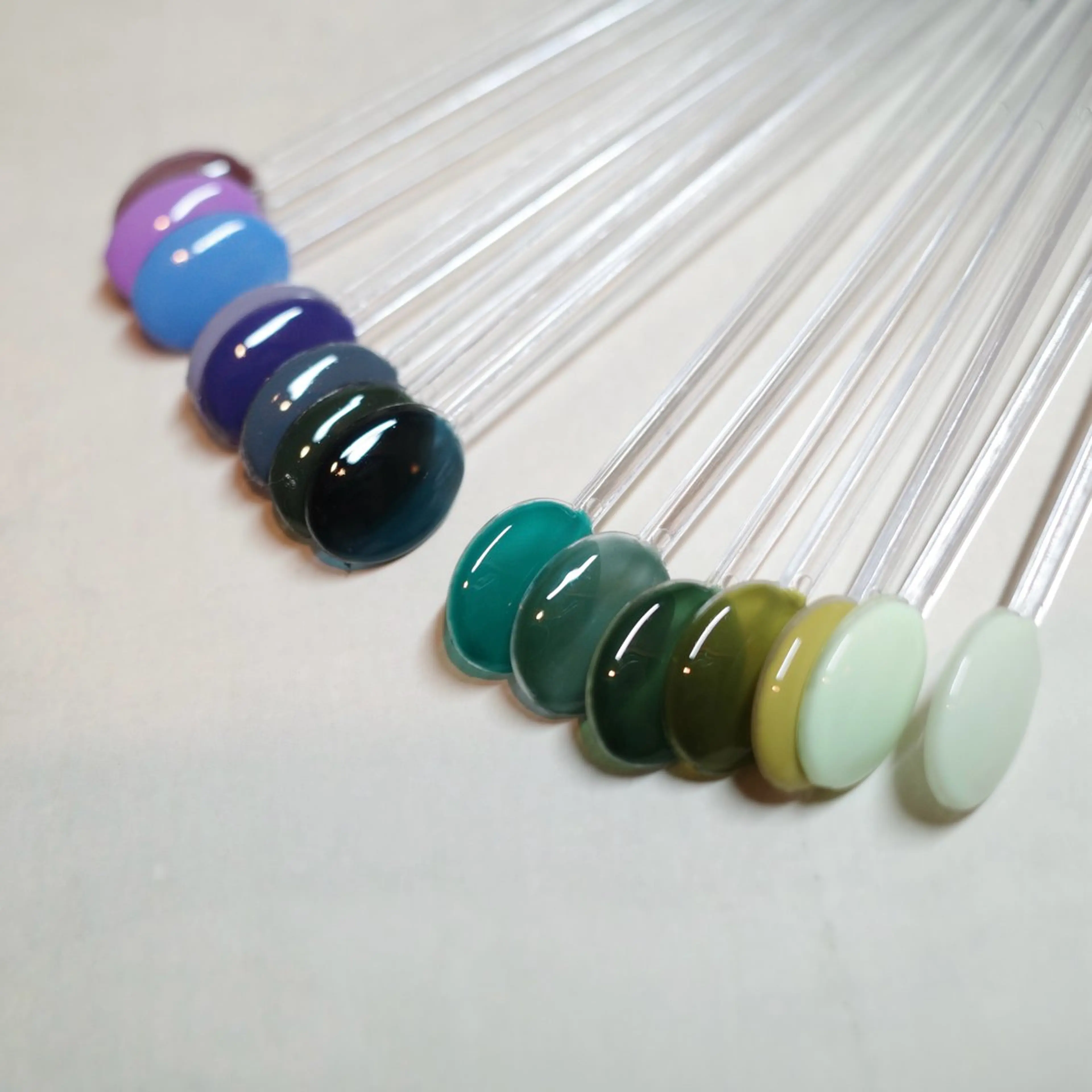 ネイル ワンカラーネイル ハンドネイル sösö nail所属・sösö nail nanamiのネイルデザイン