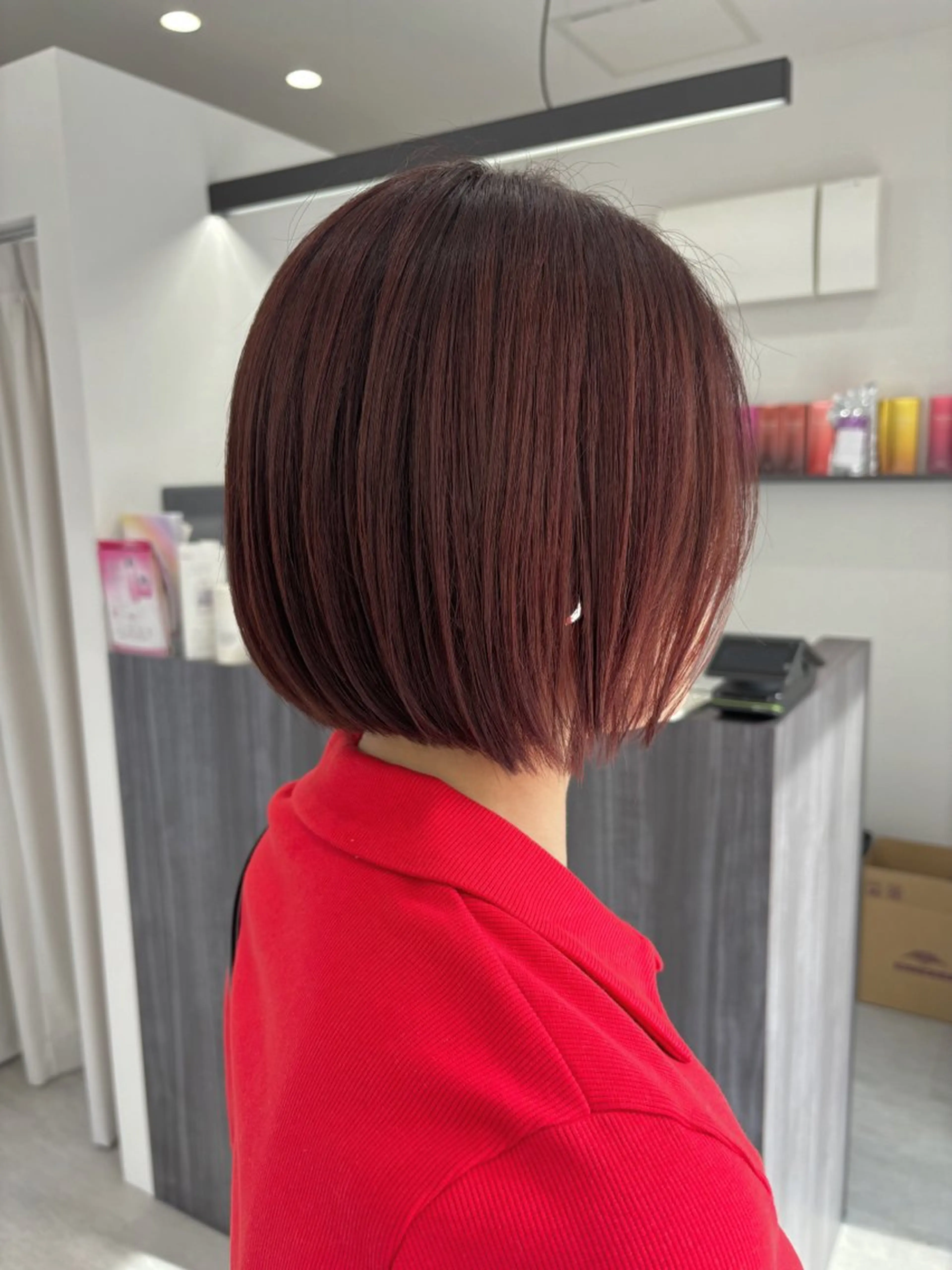 ショート ショートボブ ボブ ショートヘア カット ヘアカラー トリートメント 新村 華奈絵のヘアスタイル