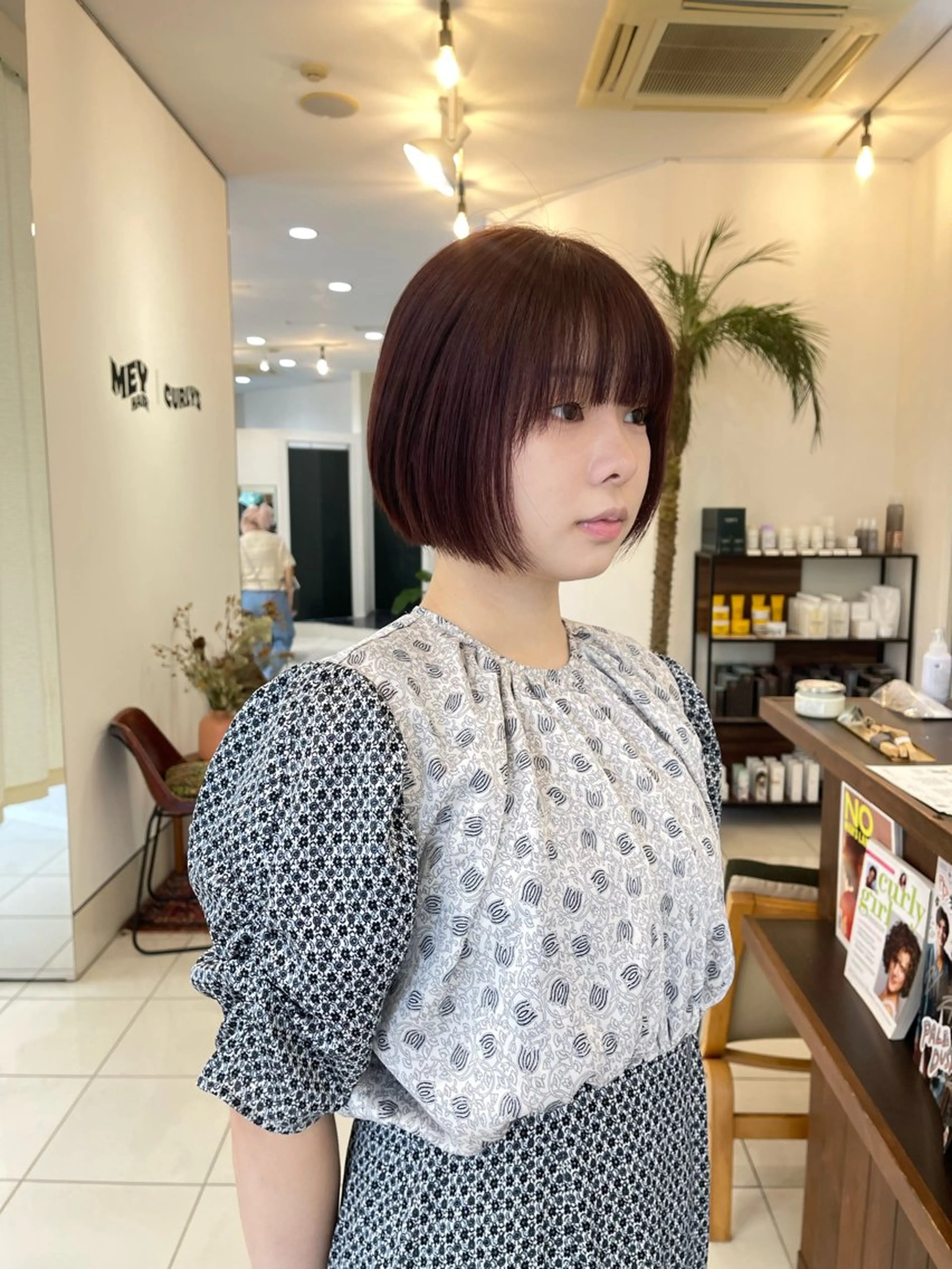 ショート カラー ブリーチ ブリーチなしカラー ボブ カット ヘアカラー トリートメント ✅ボブ/パーマ/ 表参道/KENTA✅のヘアスタイル