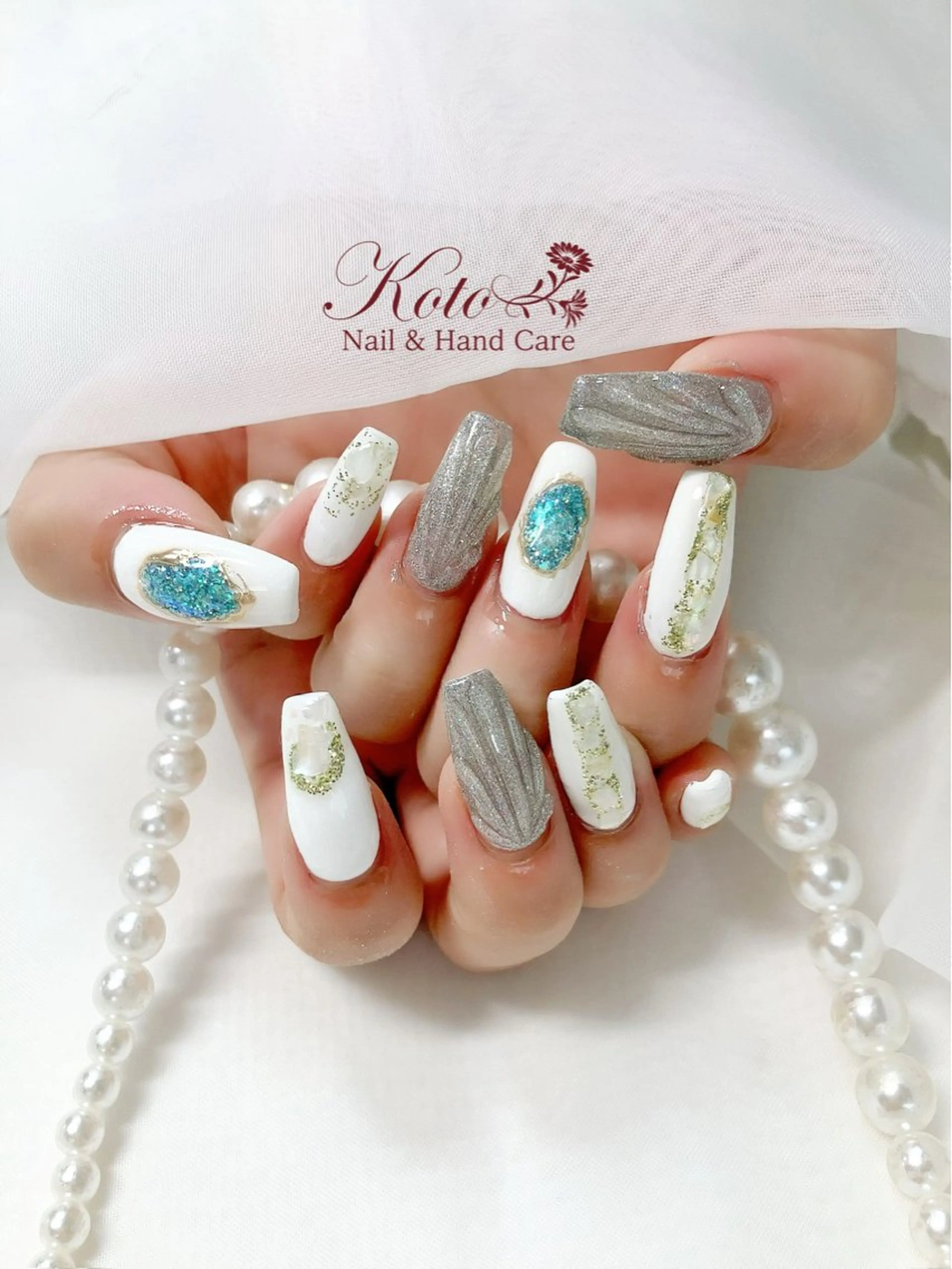 ネイル 長さ出し ジェルネイル 持ち込み ニュアンスネイル 赤色 Risa ネイルサロンKOTOのネイルデザイン