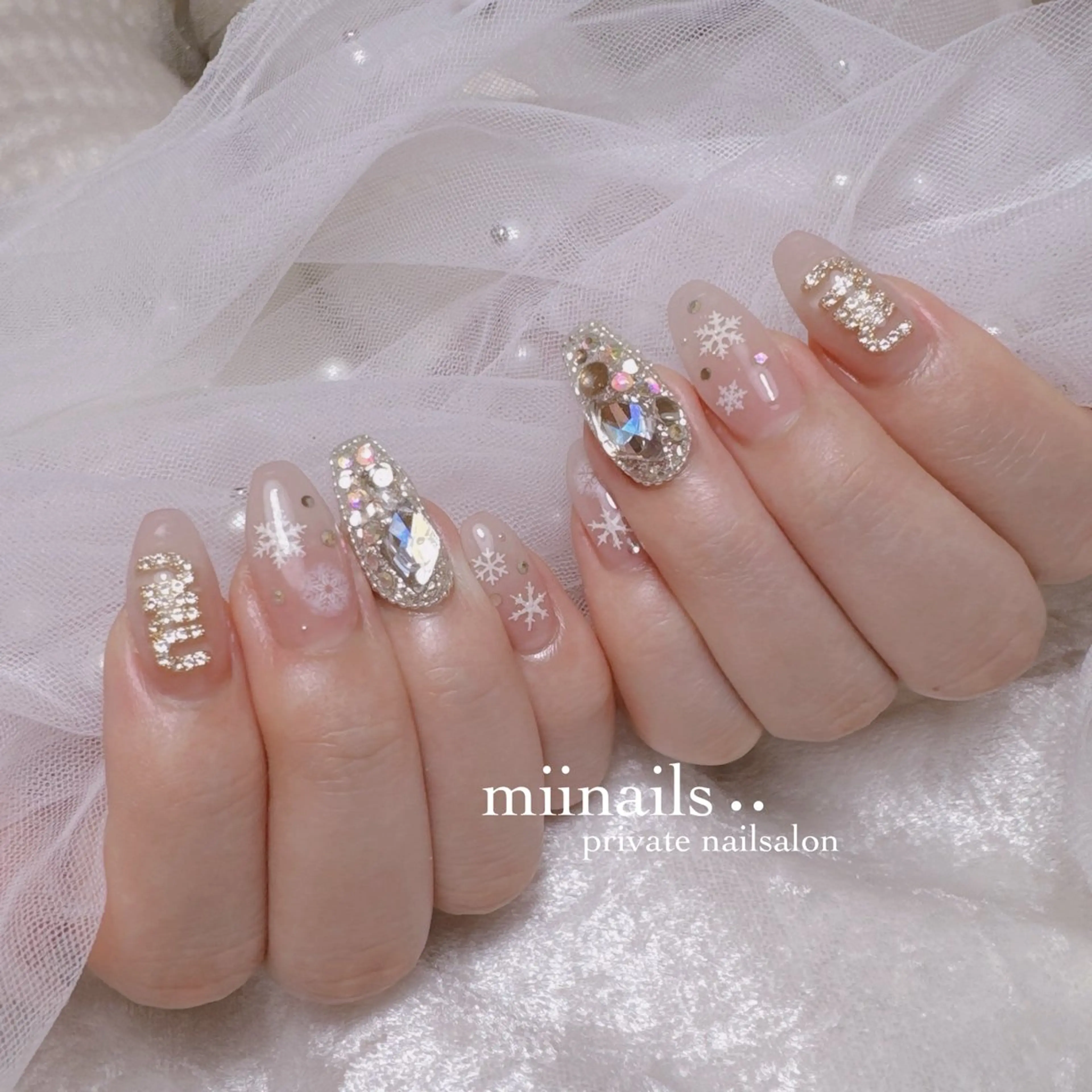 ネイル キラキラネイル 韓国ネイル ワンホンネイル ハンドネイル nailsalon miinailsのネイルデザイン