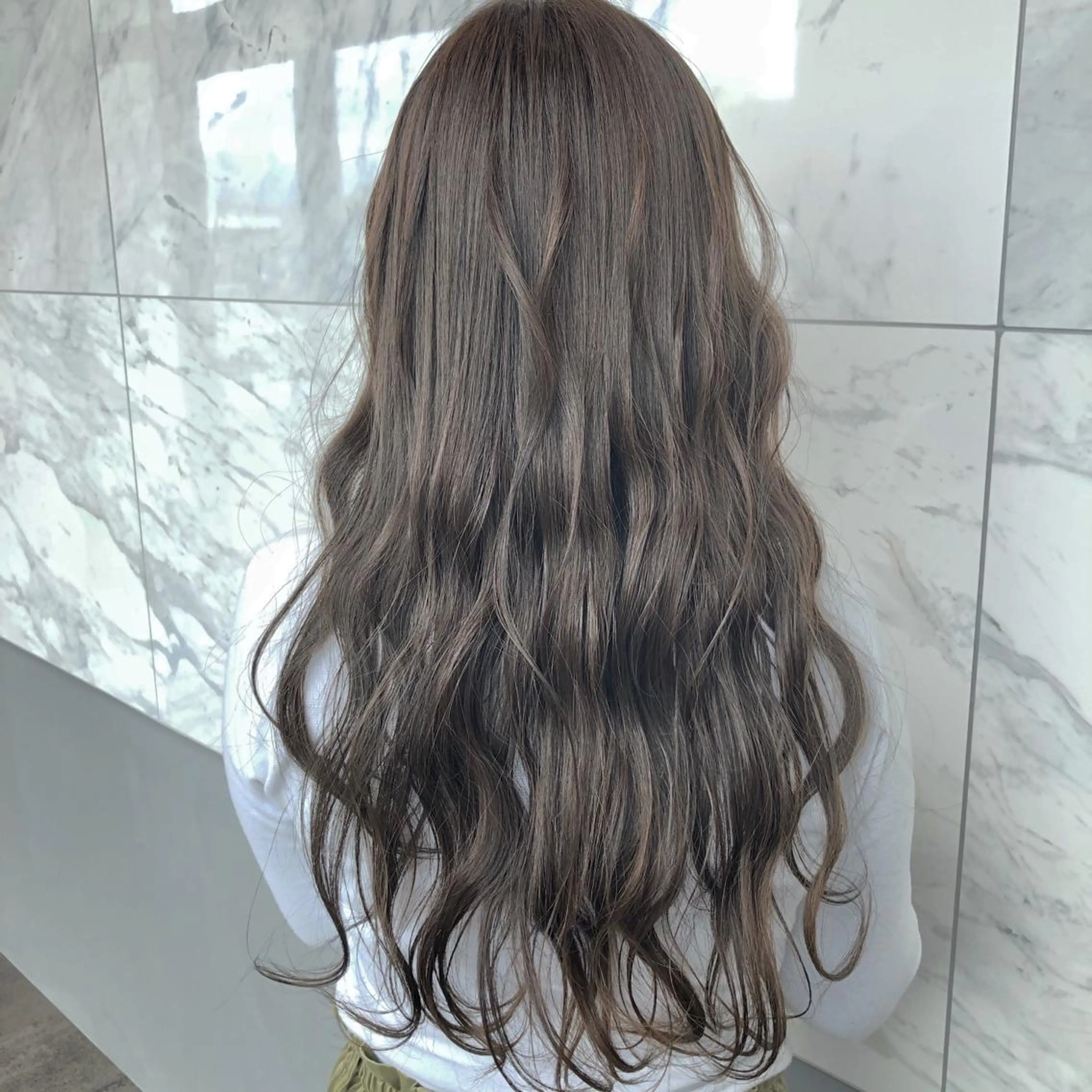 ロング カラー ヘアアレンジ 吉野 優子のマツエク・マツパデザイン