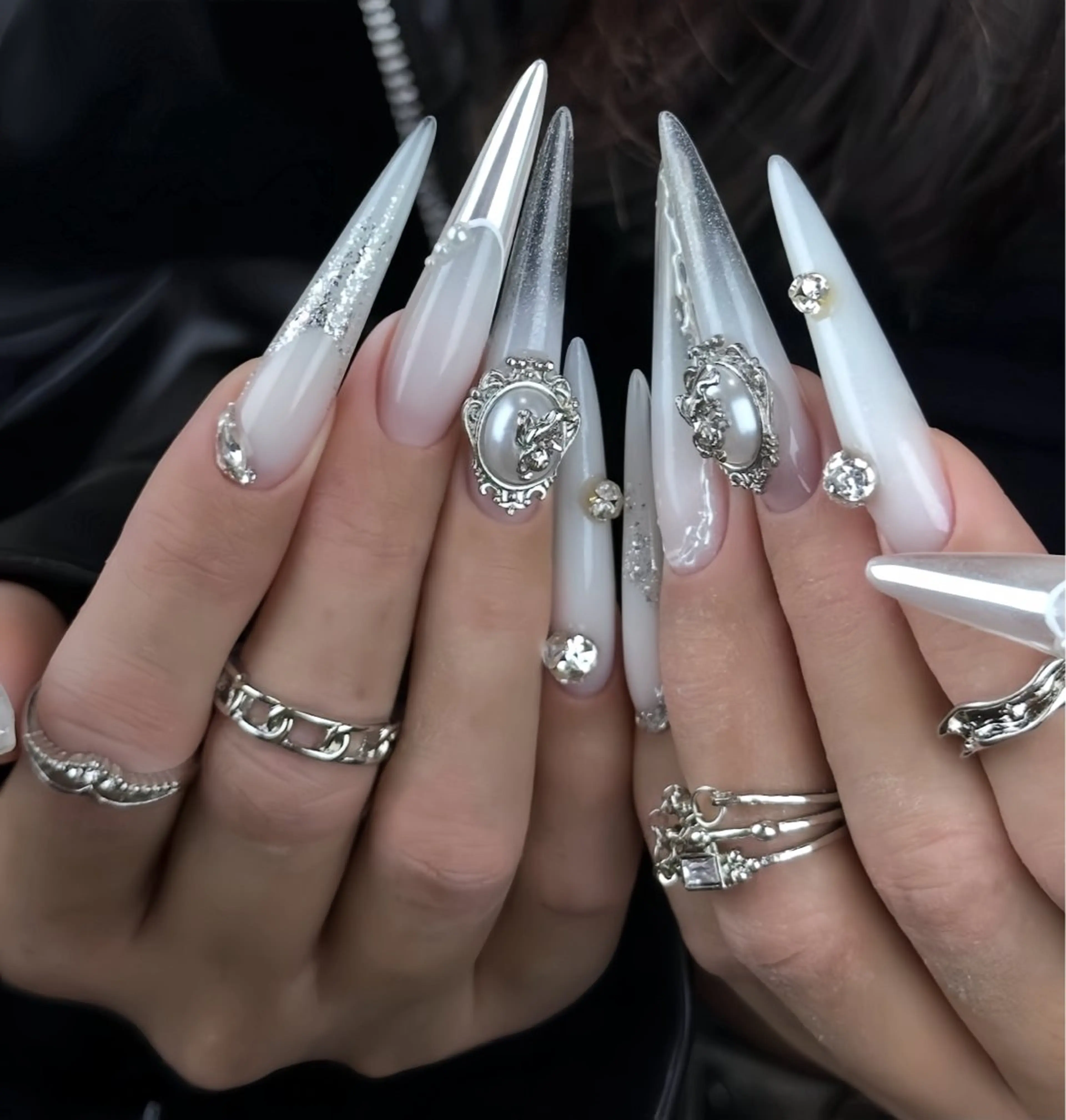 ネイル アートネイル ロングネイル スカルプネイル ネイルチップ ハンドネイル Rin Nail 新大久保店のネイルデザイン