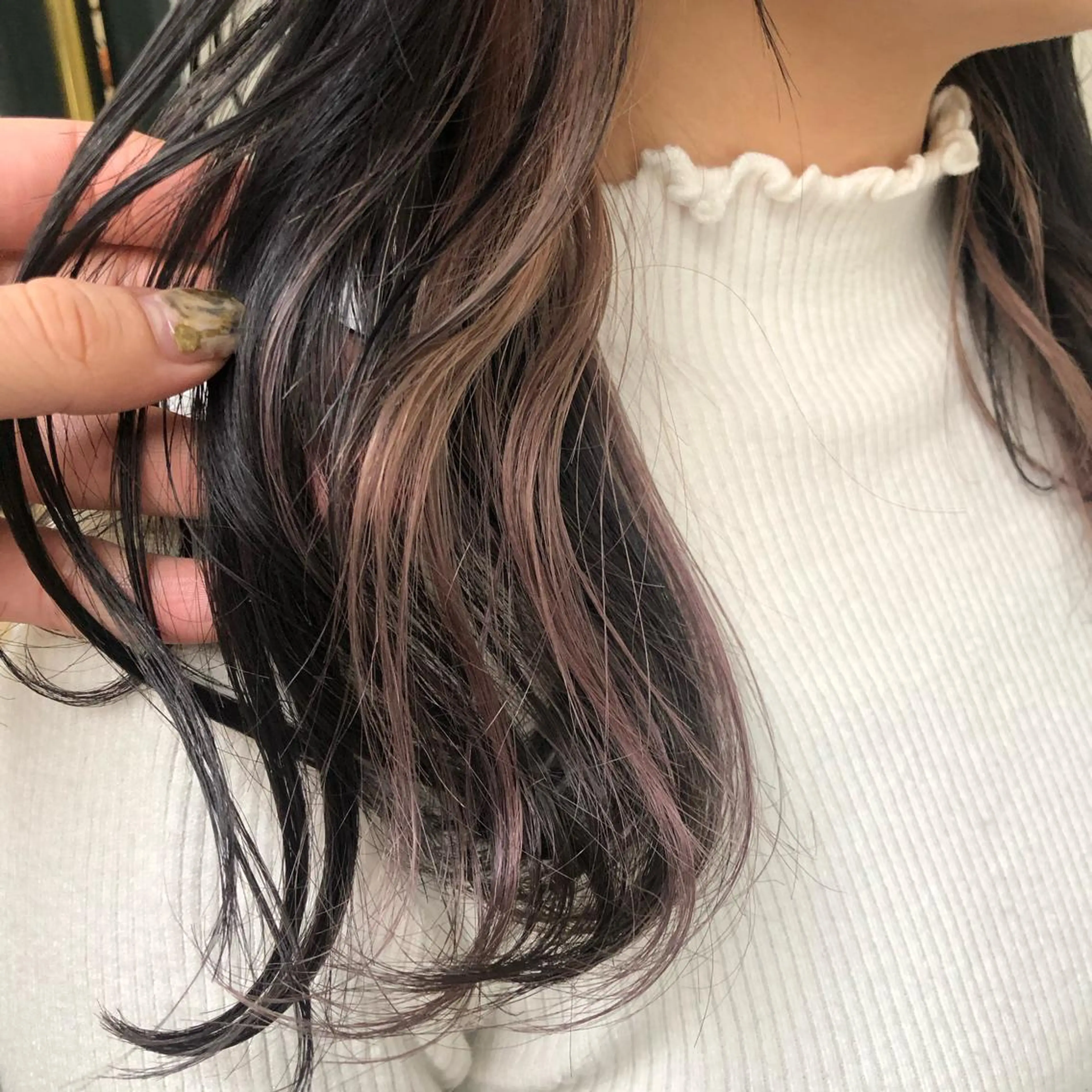 セミロング ヘアカラー salowin SHIBUYA me+店所属・kasumi/渋谷/ パーマのヘアスタイル