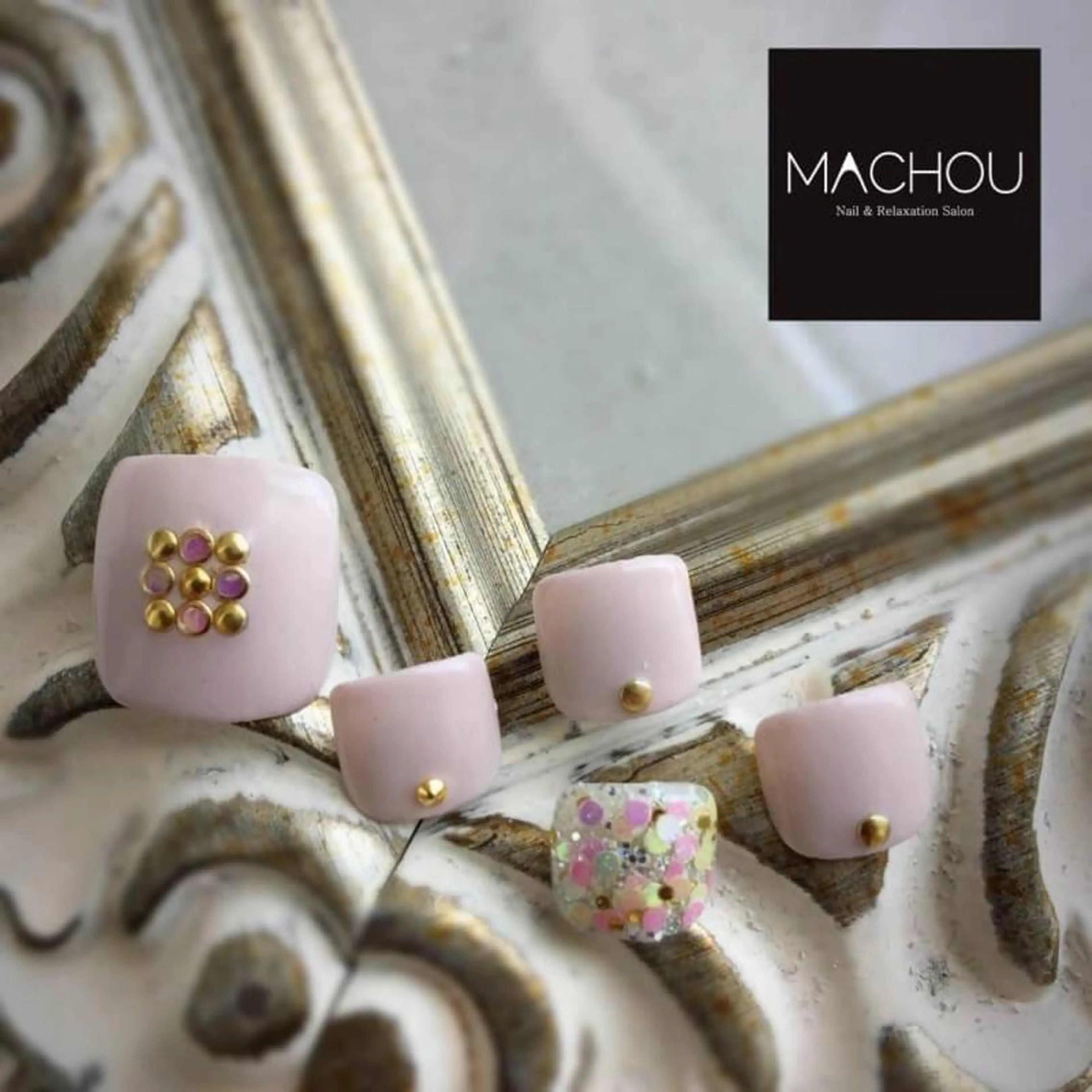 ネイル MACHOU所属・tomomi MACHOUのネイルデザイン