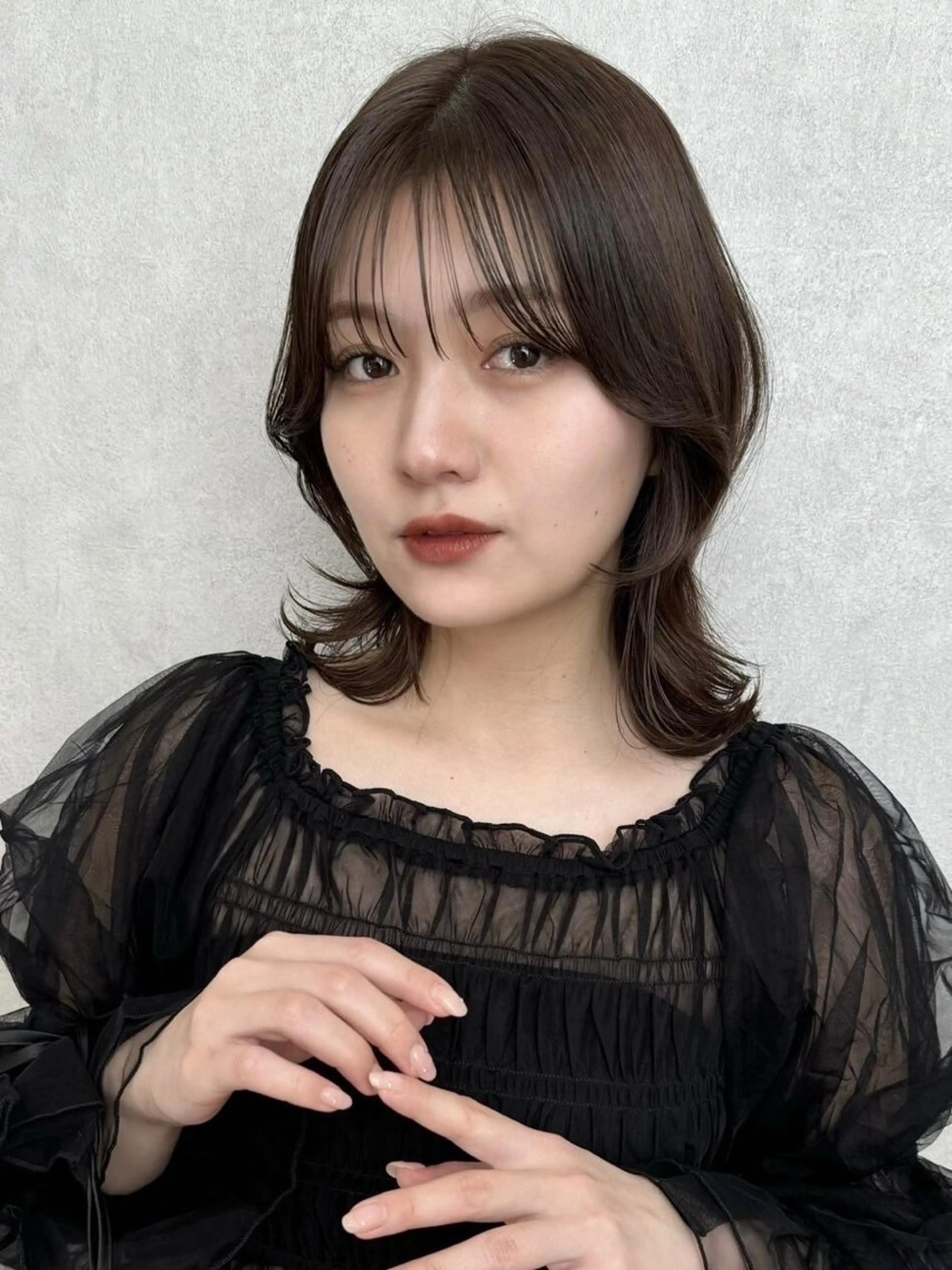 ミディアム カット ヘアカラー トリートメント ヘアセット 新宿/韓国レイヤー/ 顔周りカット松本美晴のヘアスタイル