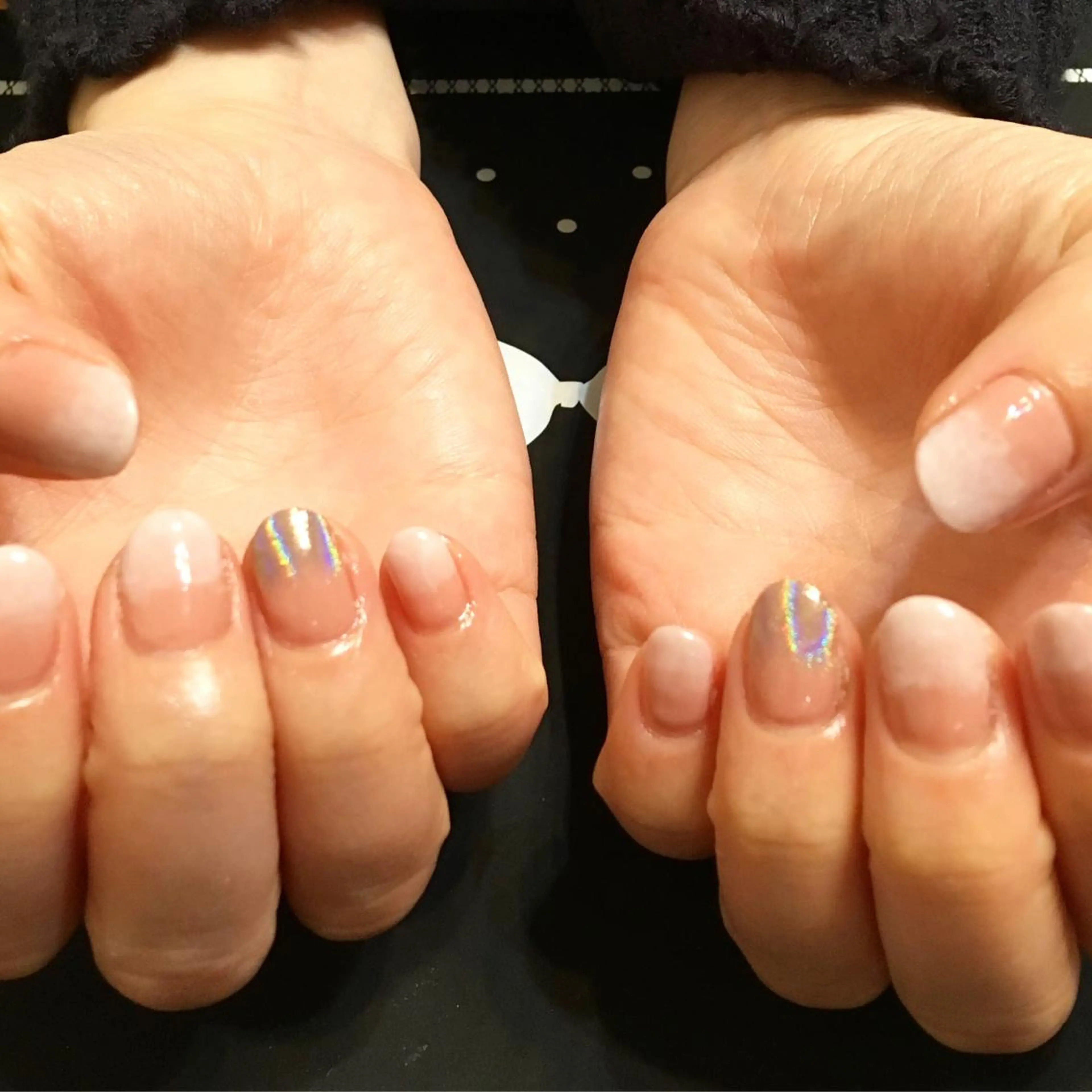 ネイル おそろいネイル ハンドネイル 🌈KANÅKO 🌈のネイルデザイン