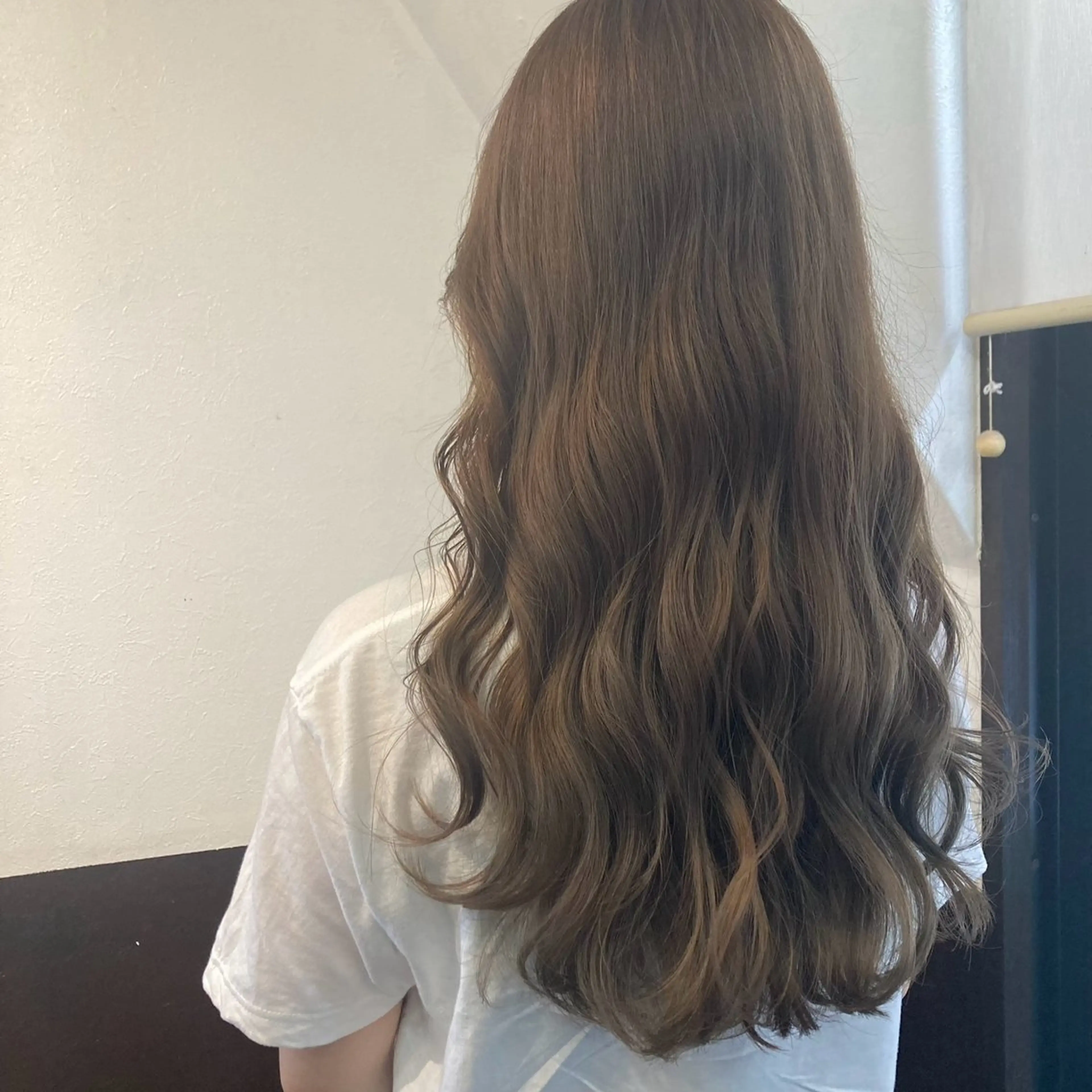 セミロング カラー hair salon mtm所属・🕊mtm🫧梅田/ 定額制/透明感/艶髪のヘアスタイル